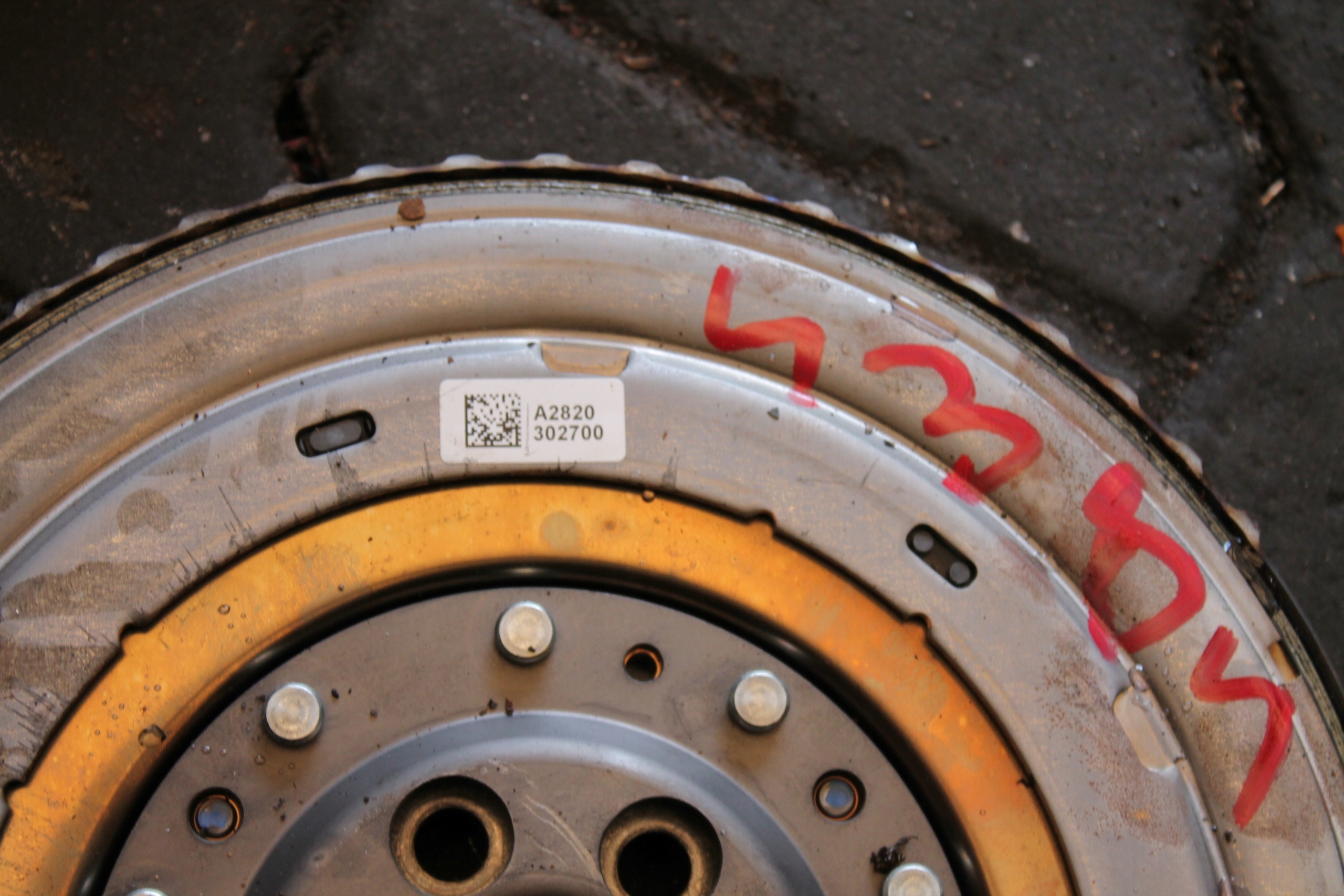 4384. wheel flywheel MERCEDES A2820302700