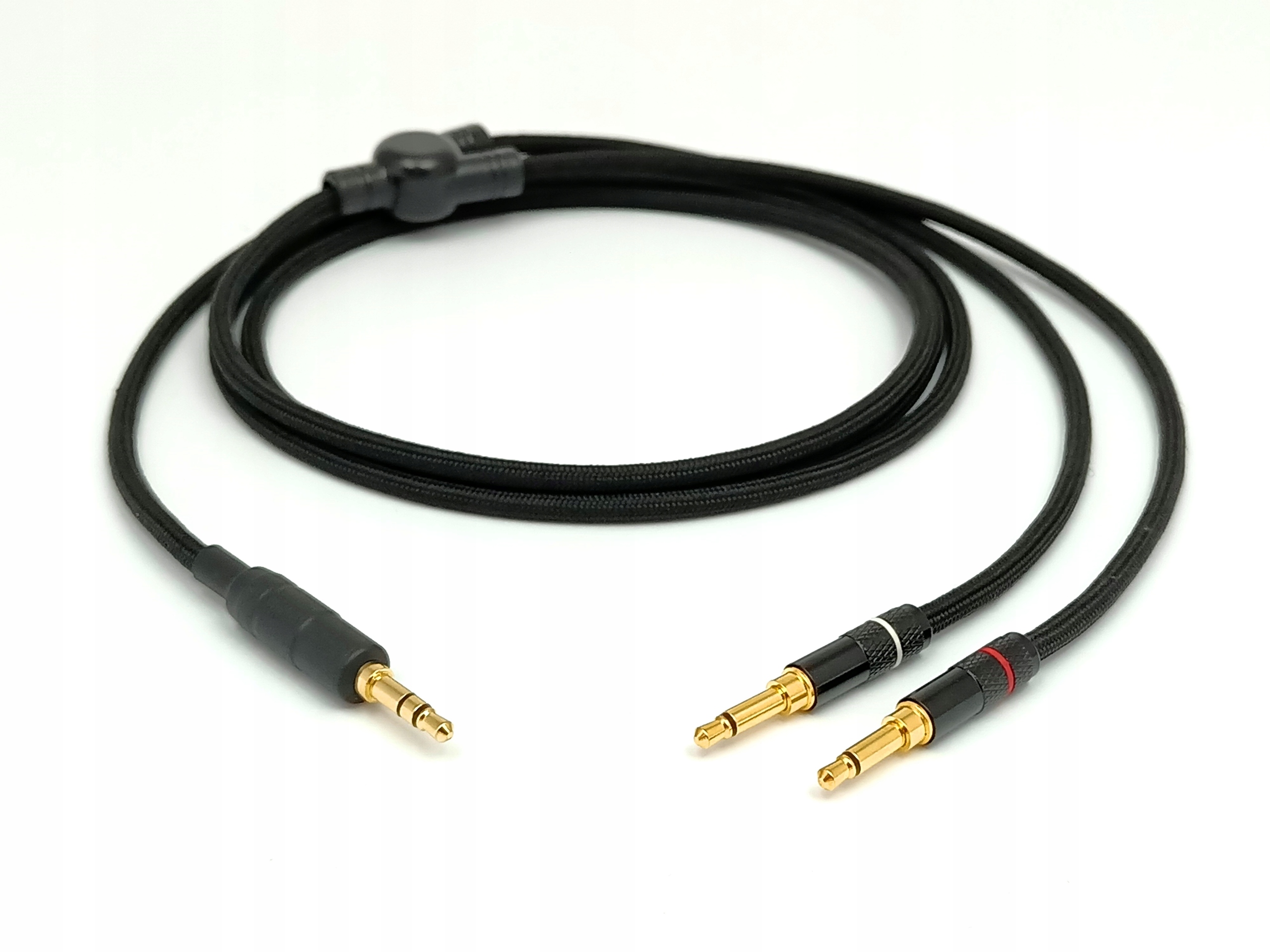 Ręcznie wykonany kabel do RADIANCE warianty CANARE Kod producenta NCRADIANCEMULTICA