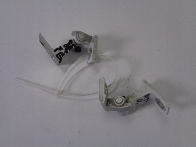 ПЕТЛІ ДВЕРІ ПРАВИЙ ЗАД. VW GOLF VII HB 5 ДВЕРІ 2014- Lc9a