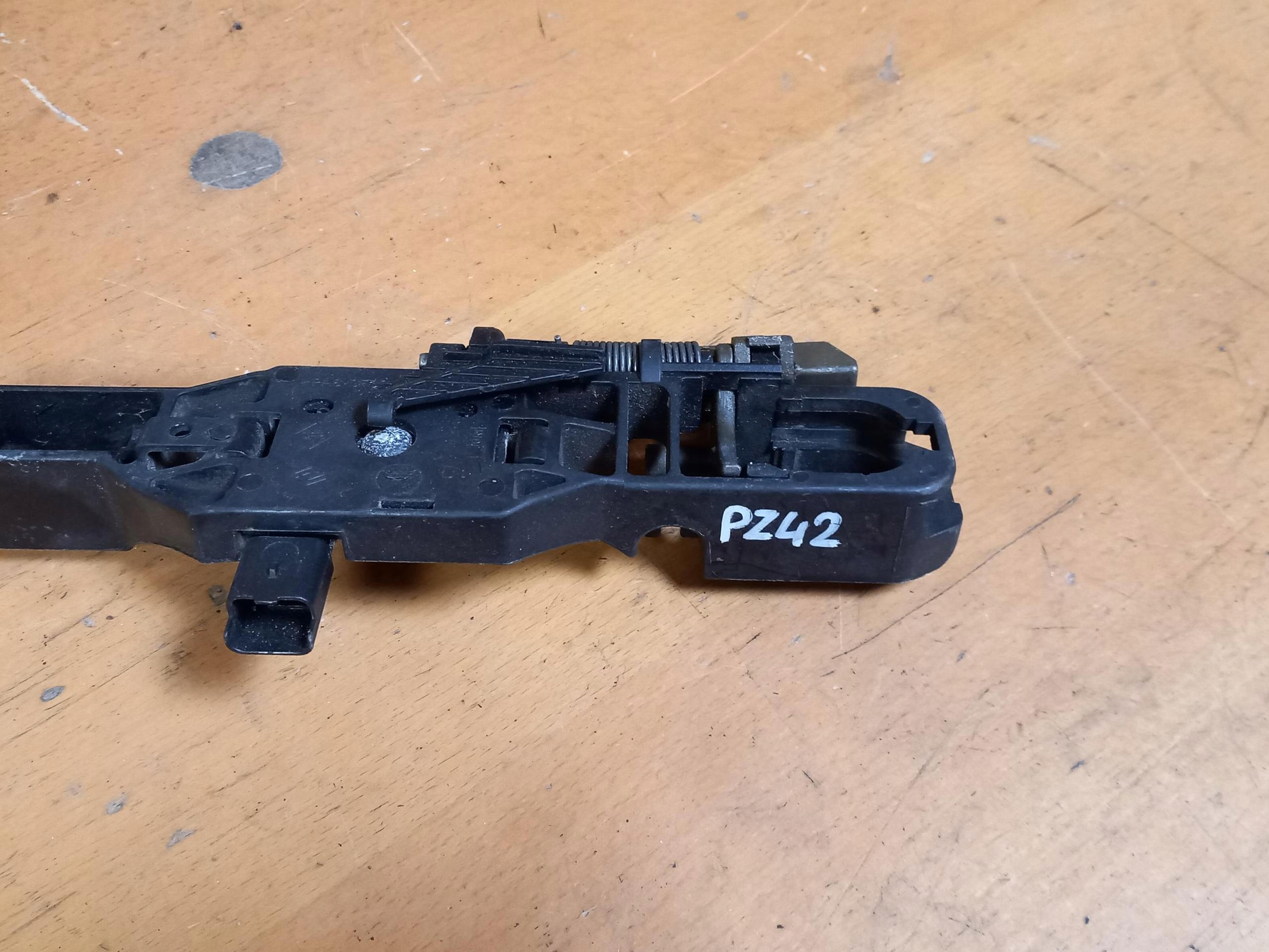 WKLAD handles sensor right front RENAULT ESPACE IV 8200008431 02-14