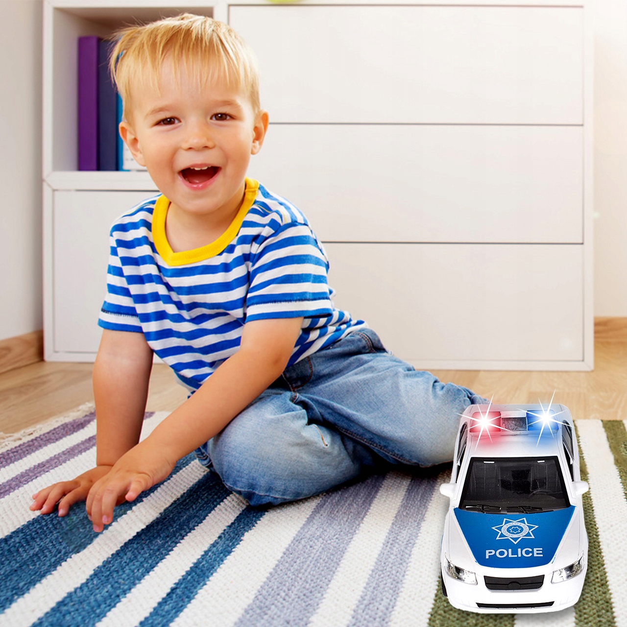 AUTO POLICJA AUTKO DO ZABAWY RADIOWÓZ POLICYJNY EFEKTY ŚWIATŁO DŹWIĘK 1:16 Model Auto