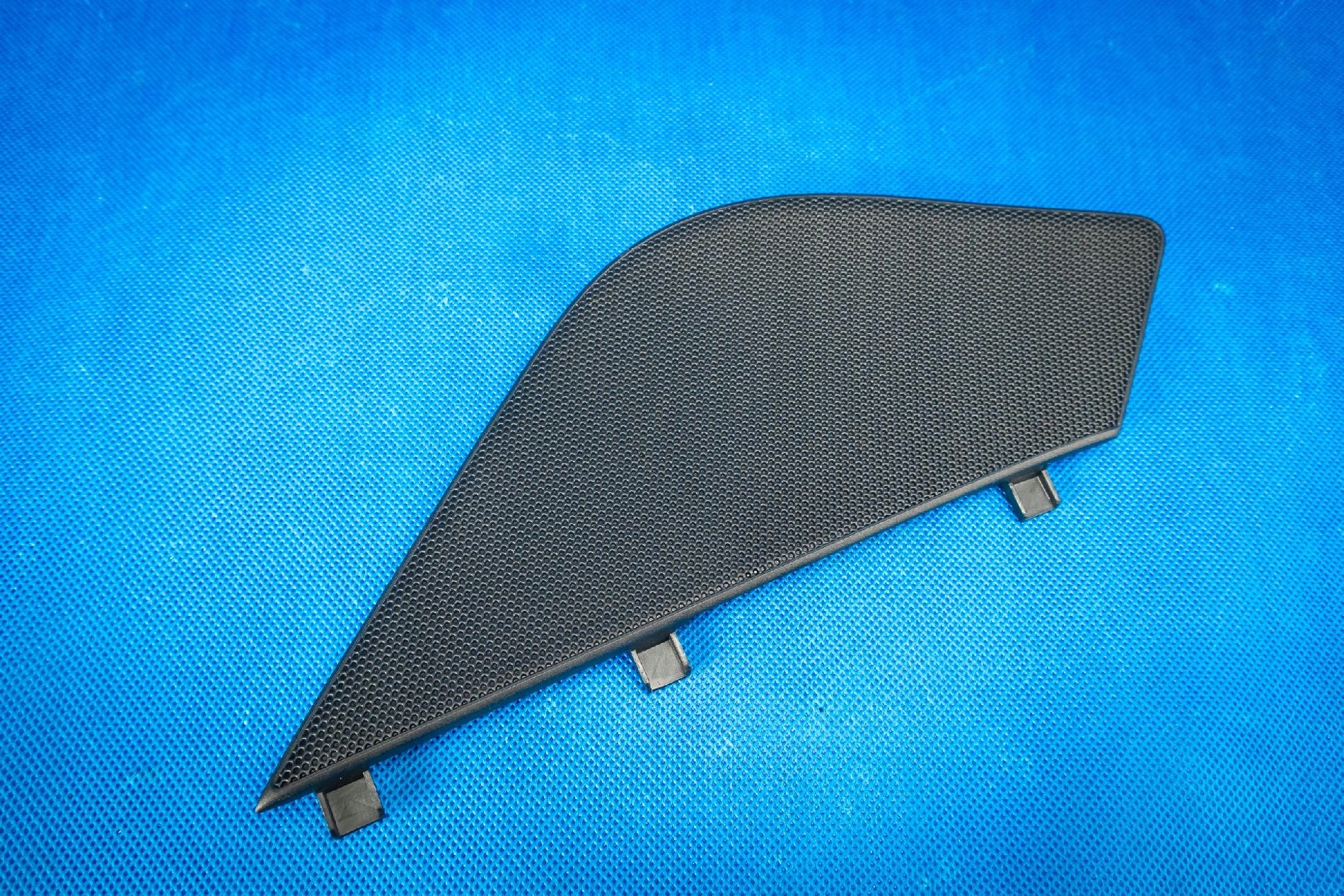 cap grid of the speaker door Audi TT 8S 8S0035409