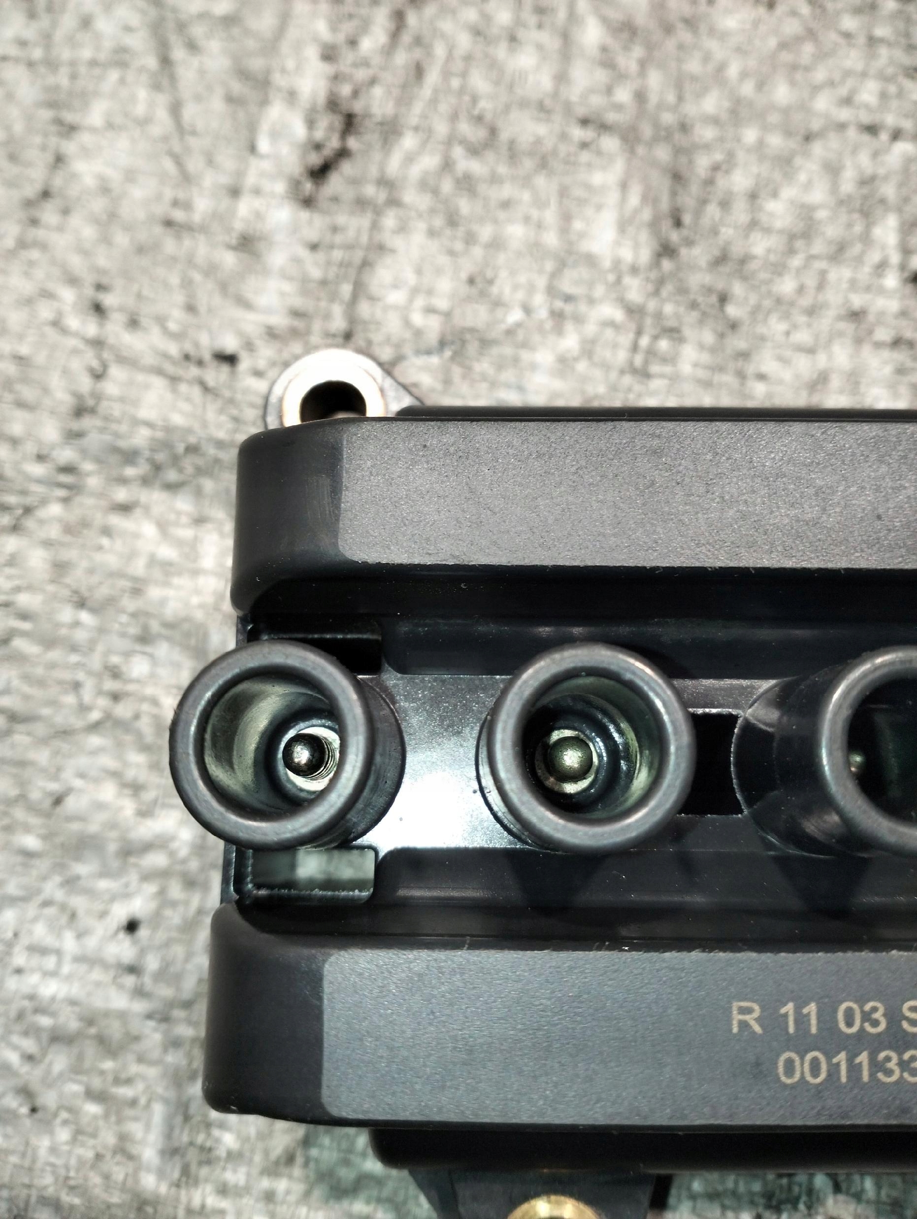 coil ignition RENAULT CLIO II 1.2 55KW 03R 4PIN R1103S00100