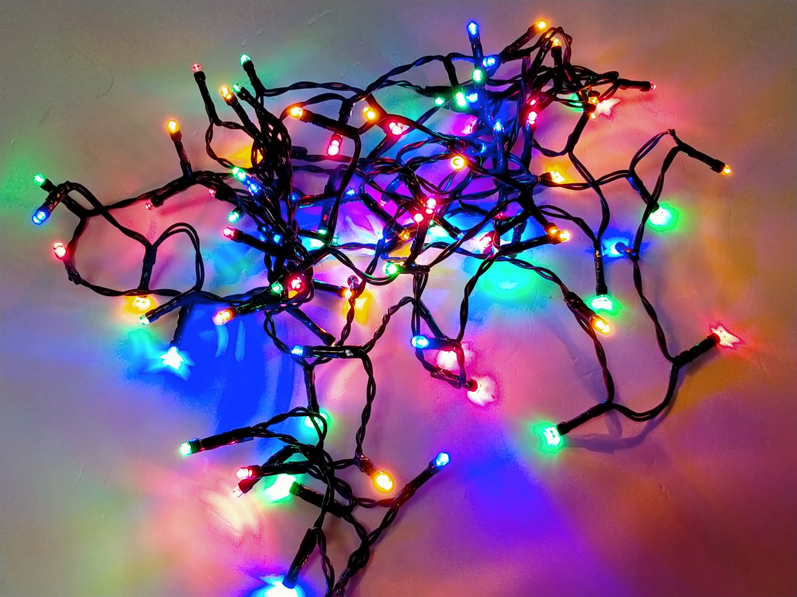 LAMPKI CHOINKOWE 100 LED MULTI KOLOROWE ZEWNĘTRZNE ŚWIATEŁKA ŚWIĄTECZNE Marka Cortina