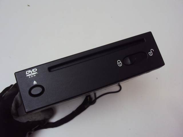 CZYTNIK CD DVD RANGE ROVER SPORT L320 3 6 V8 Producent czesci Land Rover OE