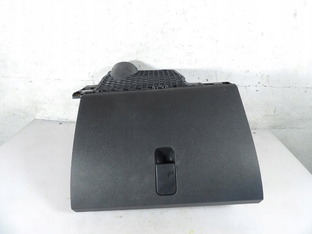 SKODA FABIA III 3 passenger compartment 6V1857097Q