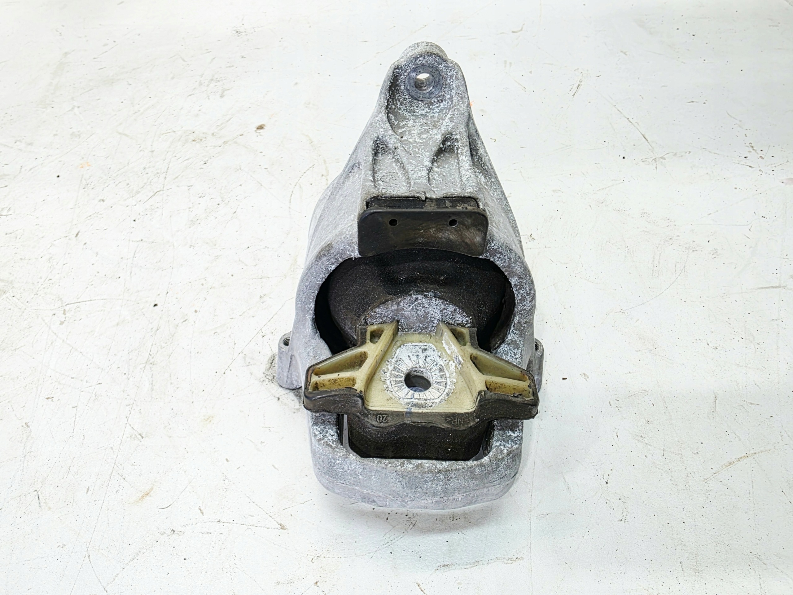 support engine mount right AUDI A4 B9 A5 8W 1.4 TFSI 8W0199372CA