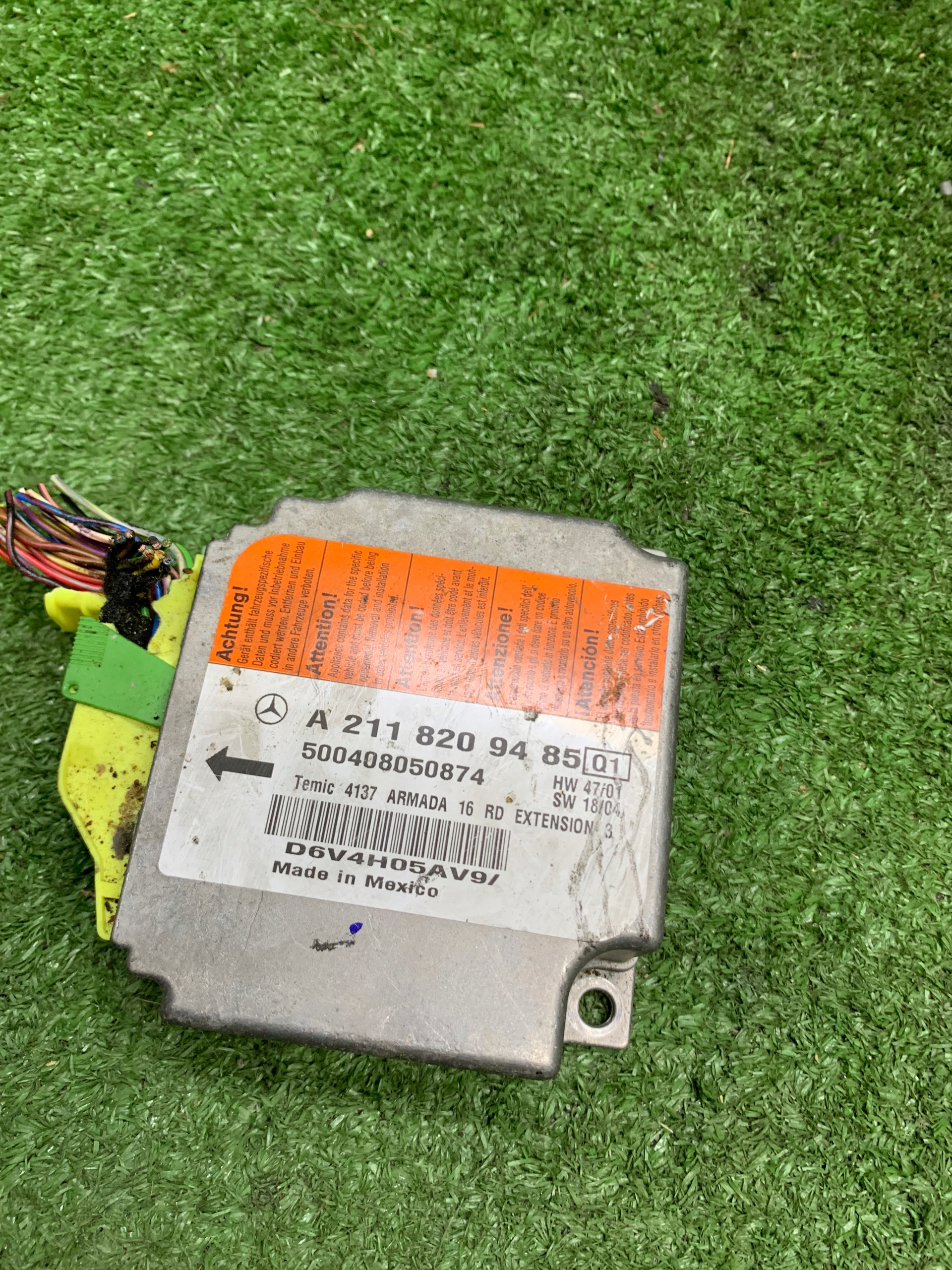 MERCEDES W211 MODUŁ SENSOR AIRBAG PODUSZEK A2118209485