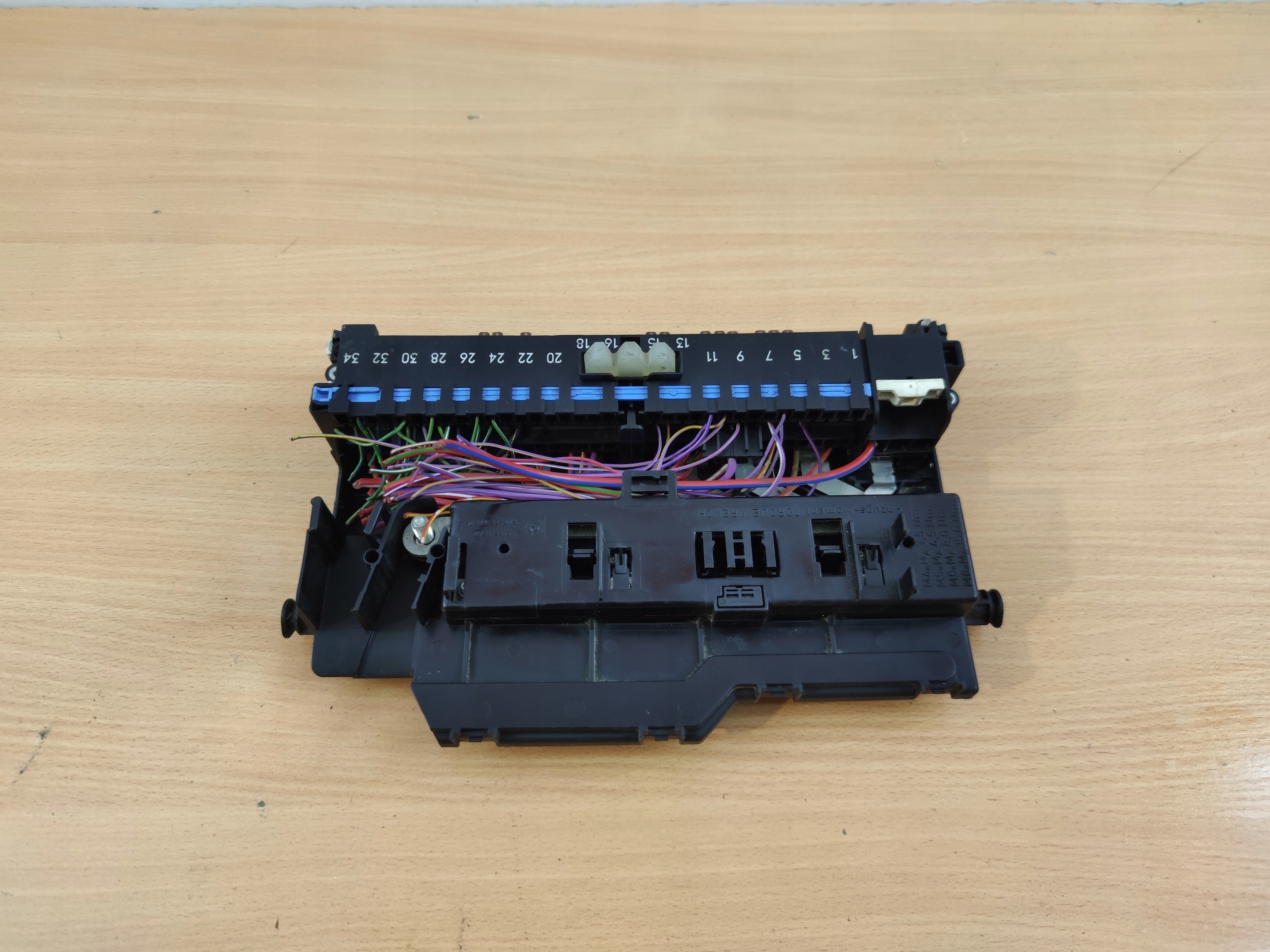 MODULE FUSIBLES MODULE BSI BMW X5 X3 E46 E83