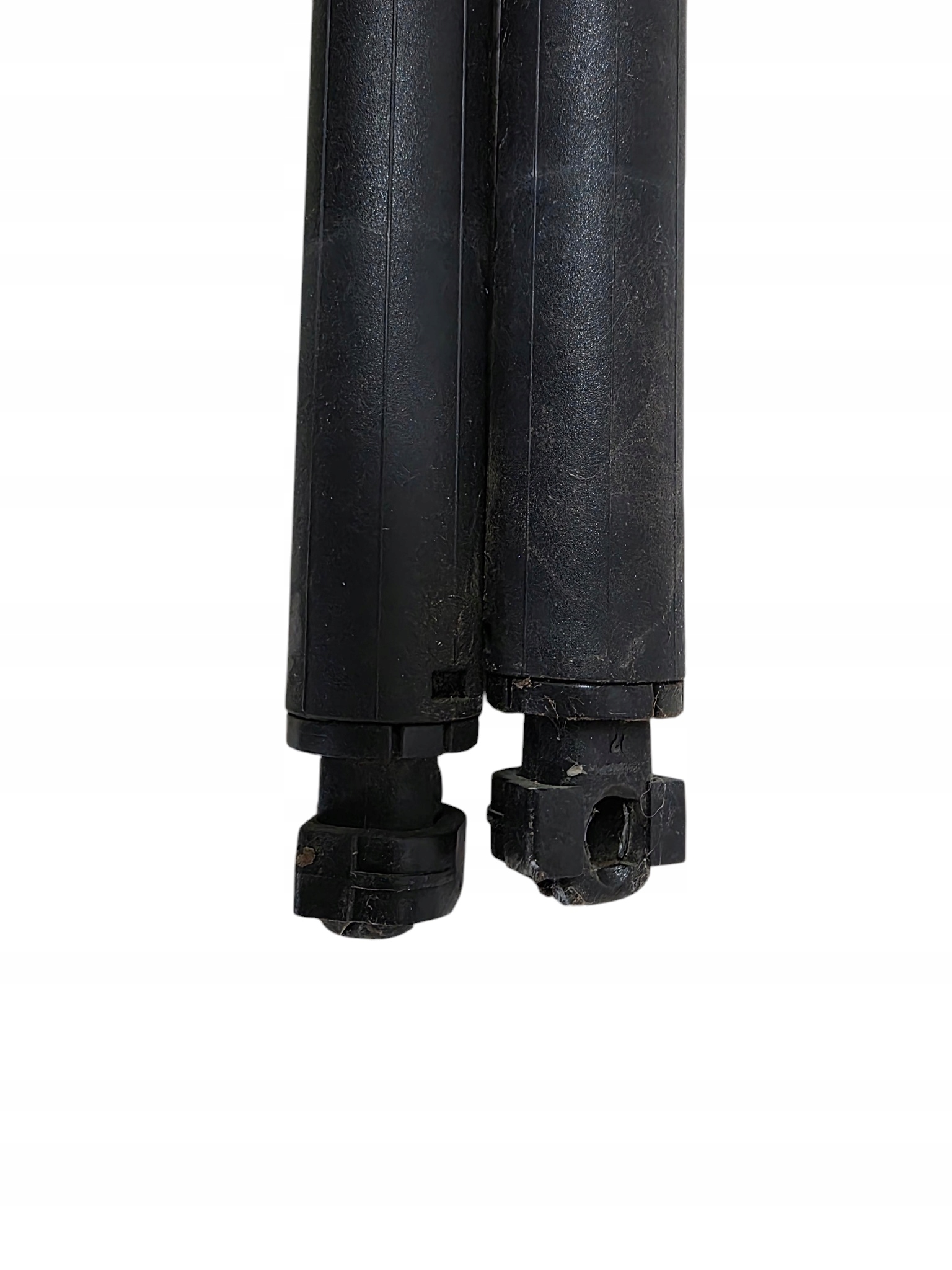 SILOWNIKI bonnet boot rear part OPEL INSIGNIA A KOMBI KOMPLET