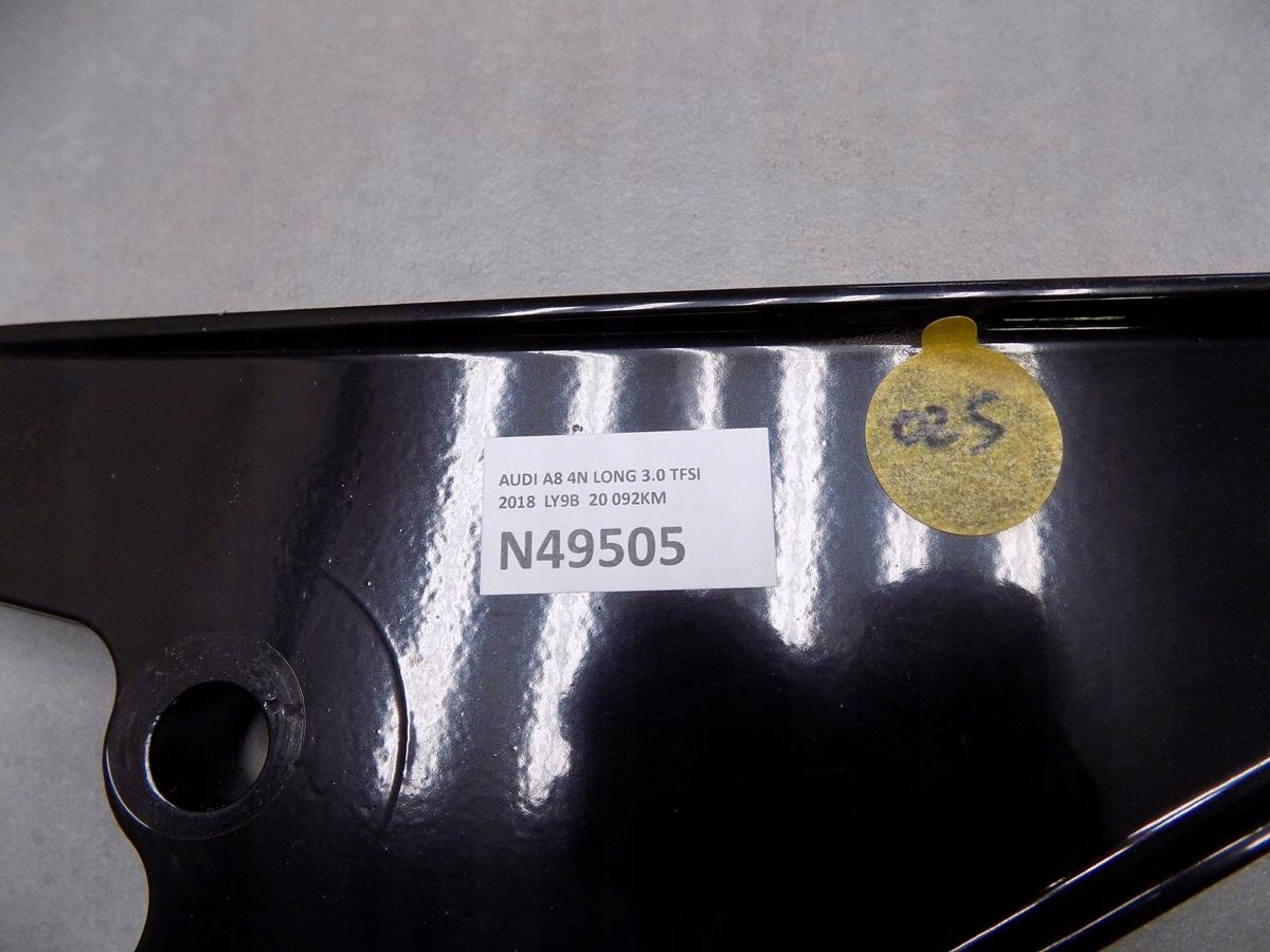 AUDI A8 4N podpora příčka 4N0806151C