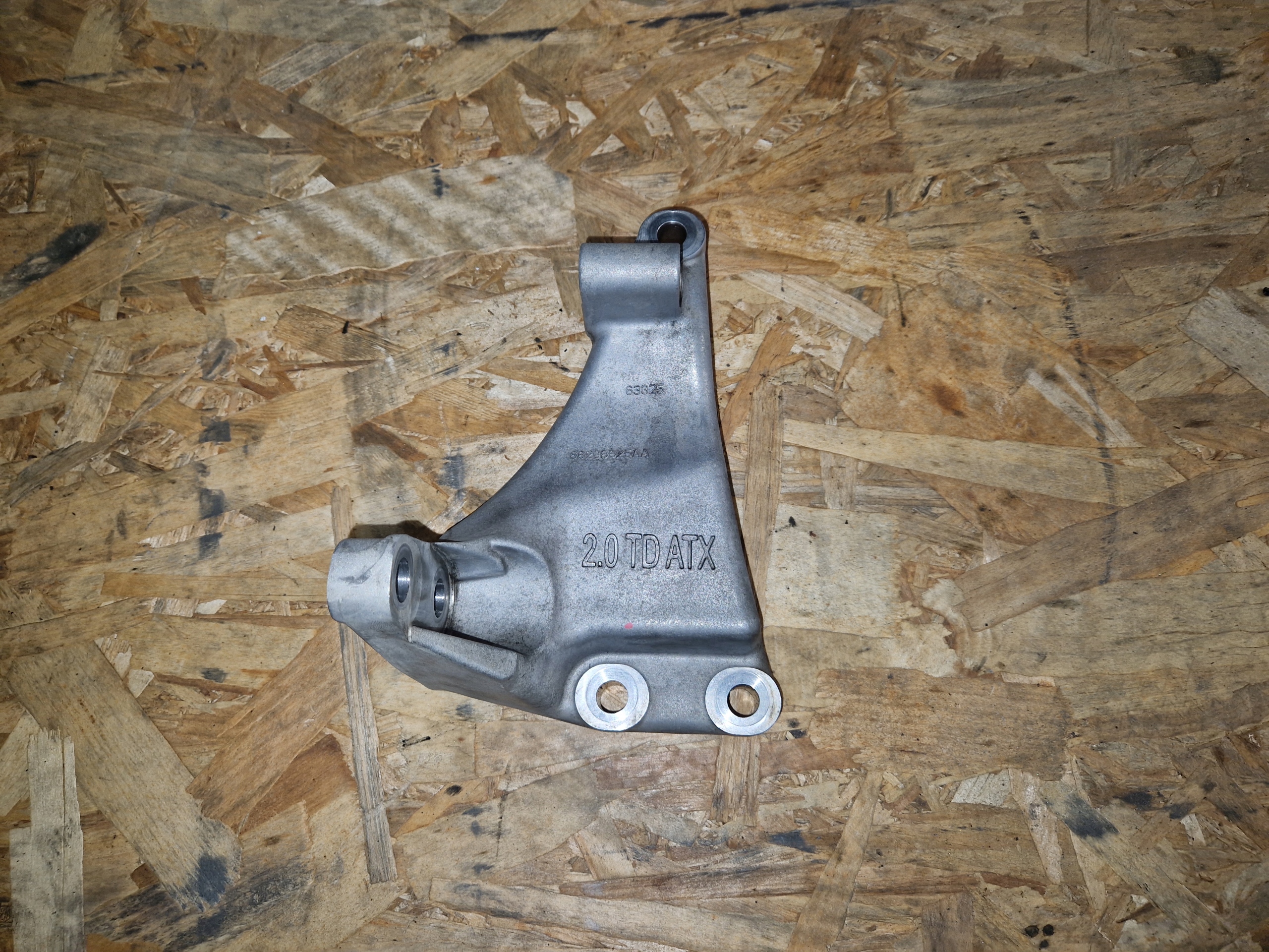 holder engine mount JEEP COMPASS 2.0JTD CRD 68298625AA