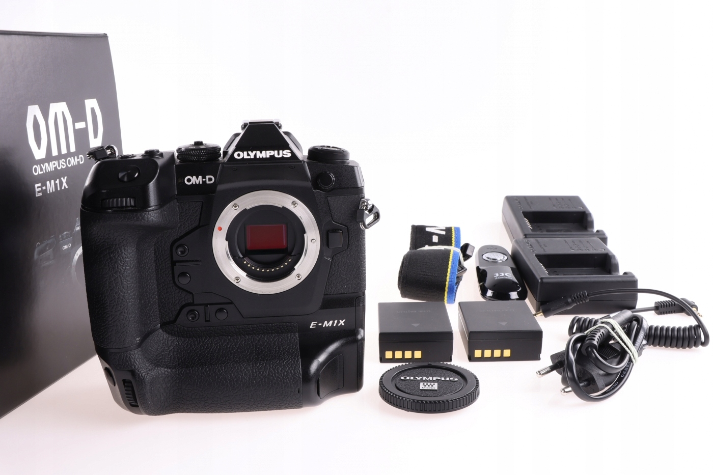 Aparat fotograficzny Olympus OM-D E-M1X korpus czarny • Cena