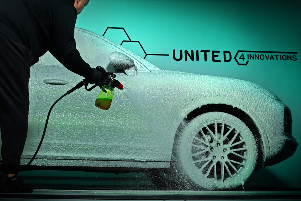 ELITE DETAILER _ DETAILING FOAM CAMELLEO 1L _ AKTYWNA PIANA _ ED025 Producent Elite Detailer