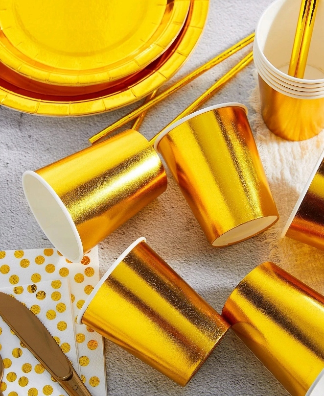 KUBKI KUBECZKI PAPIEROWE ZŁOTE URODZINY DEKORACJA IMPREZA 6 SZTUK Pojemność 250 ml