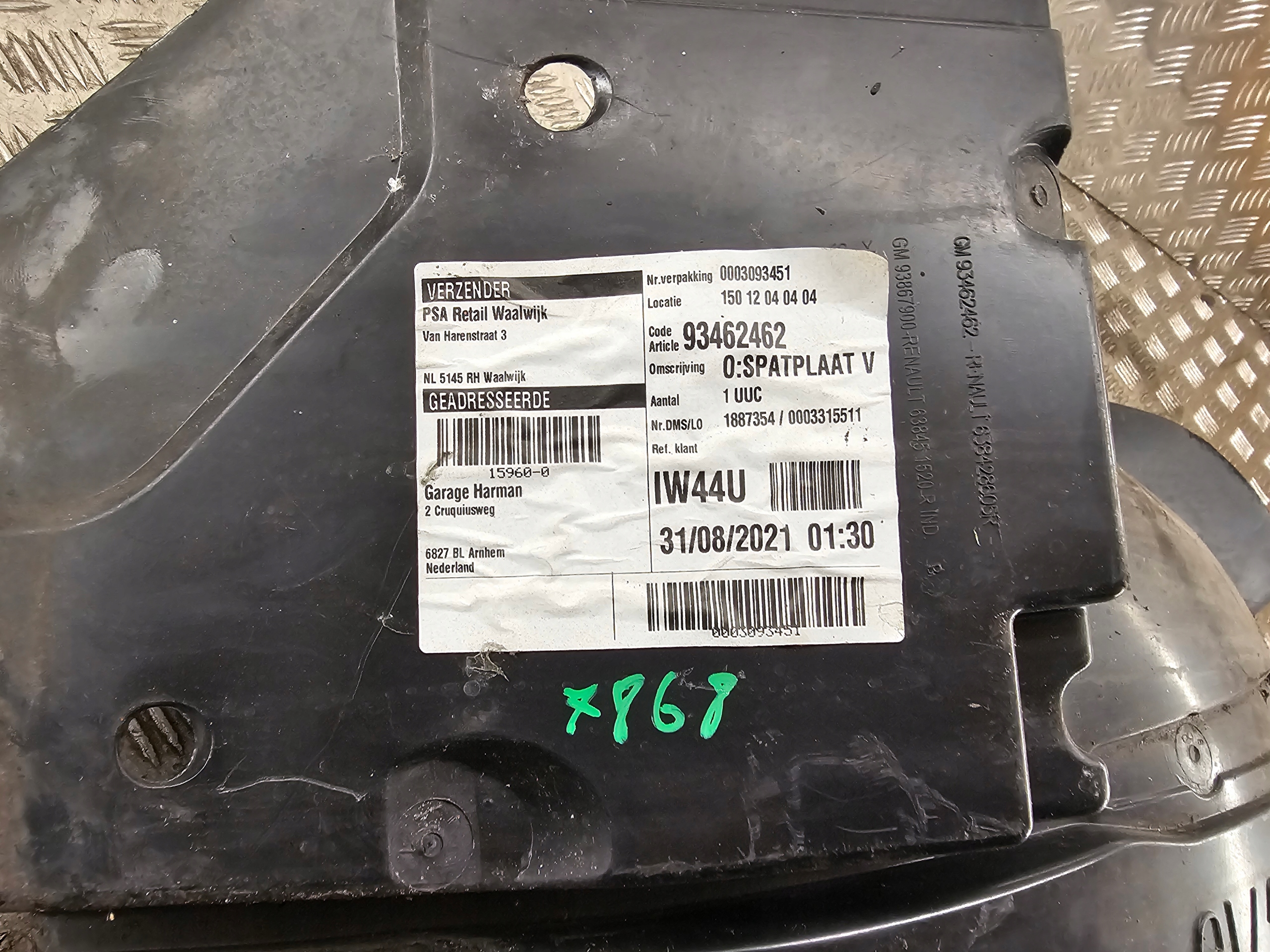 RENAULT TRAFIC III mudguard right front part rear 638428605R 93462462