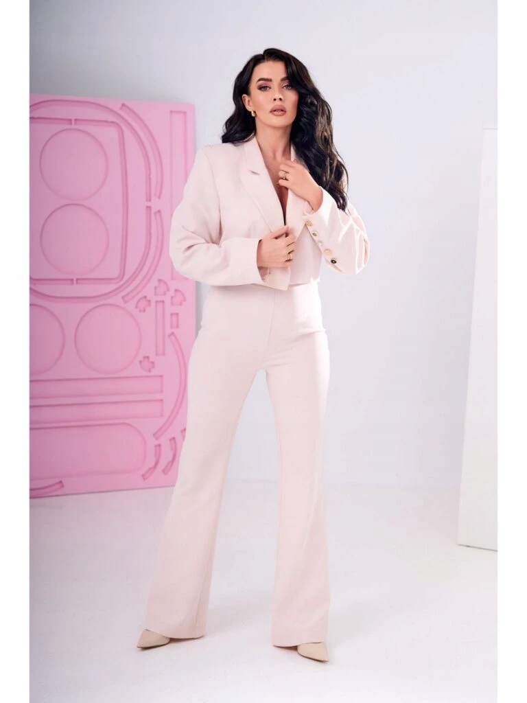 Elegantní bavlněný dámský oblek s krátkým sakem, béžová barva, velikost L