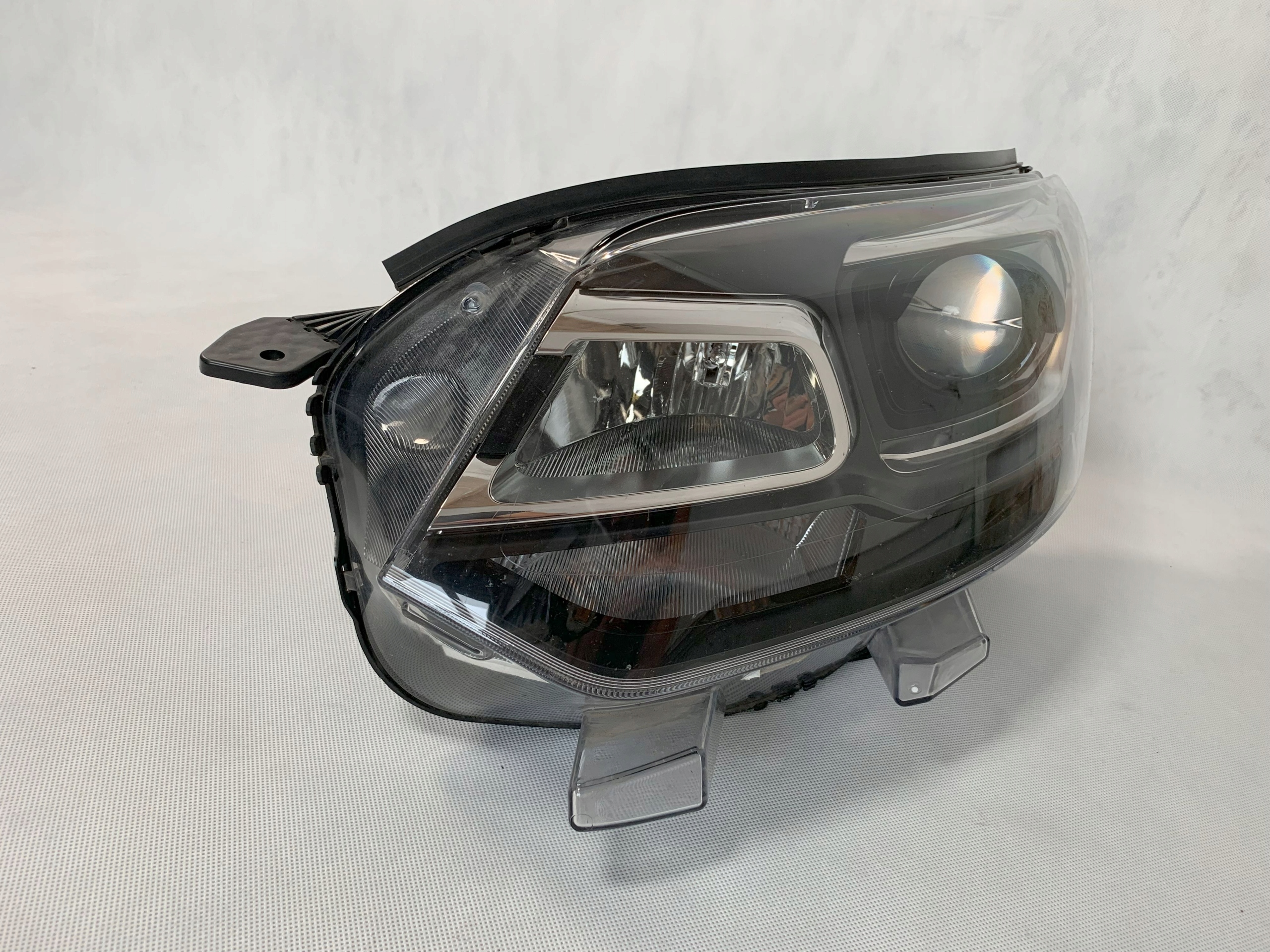 Reflektor left Citroen Jumpy 16r Spacetourer xenon 9808569080 06.25