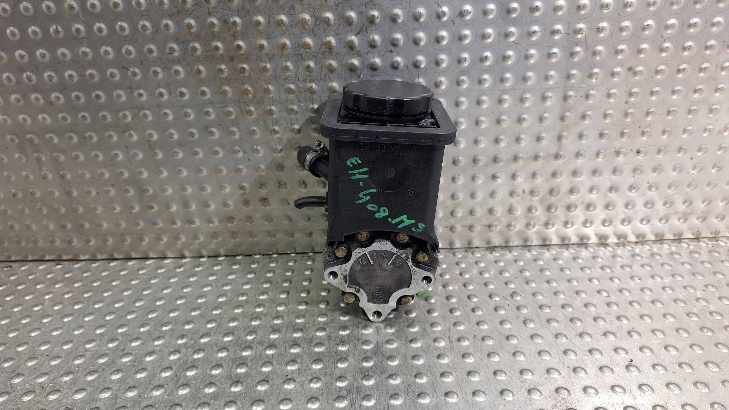 servo pump 6756575 BMW E46 2.0D