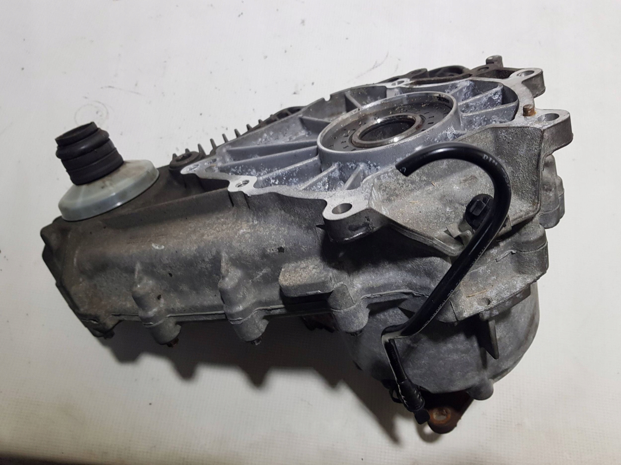 BMW E70 X5 X6 E71 REDUKTOR Getriebe Differential 3.0D 7574777