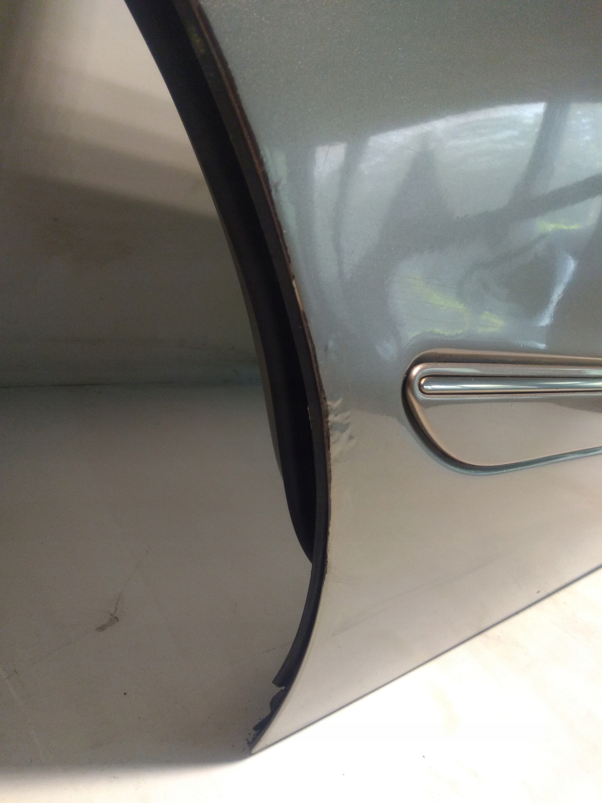 MERCEDES W251 LONG dveře pravé záď