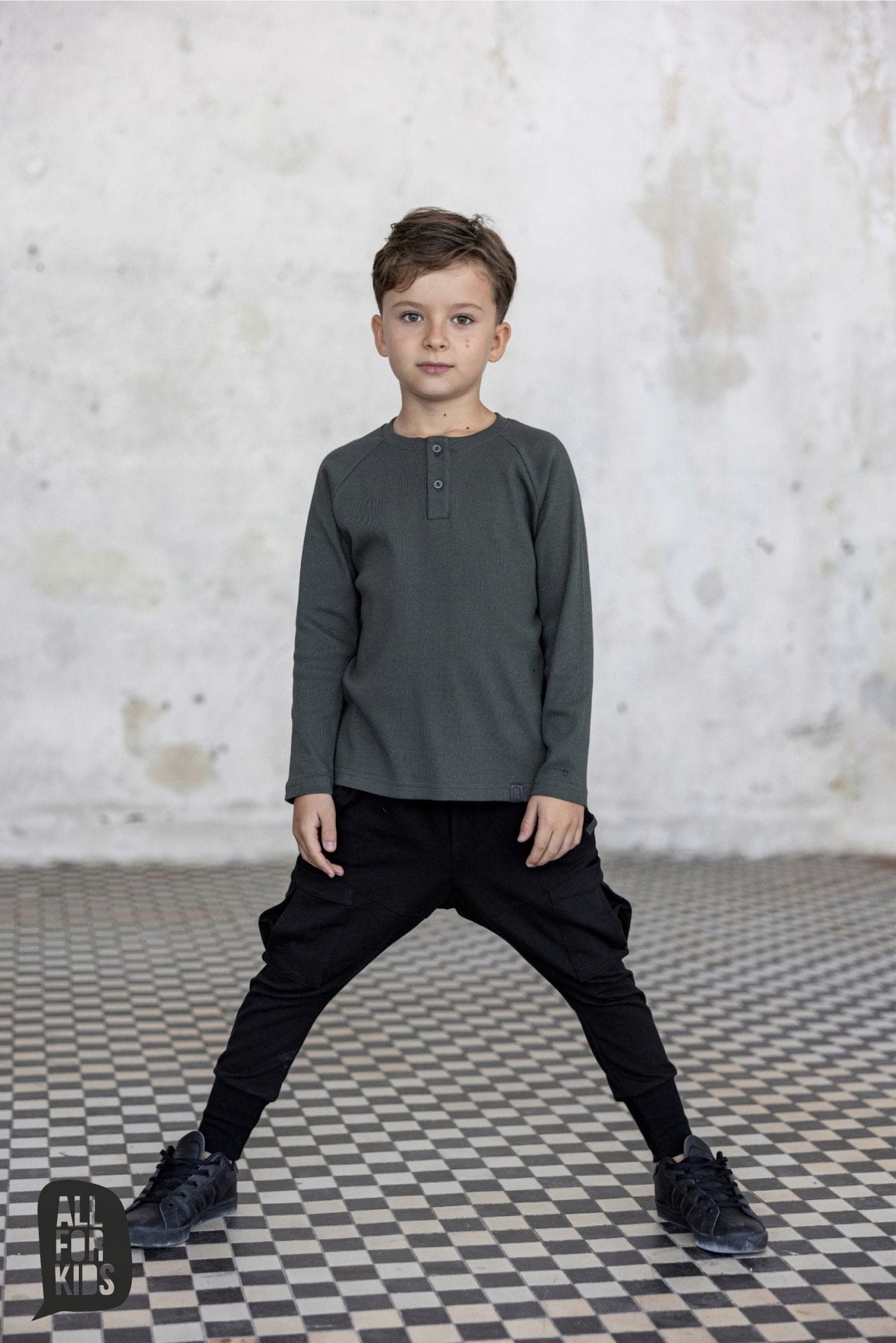 Spodnie z kieszeniami czarne All For Kids 104 110 Marka All For Kids