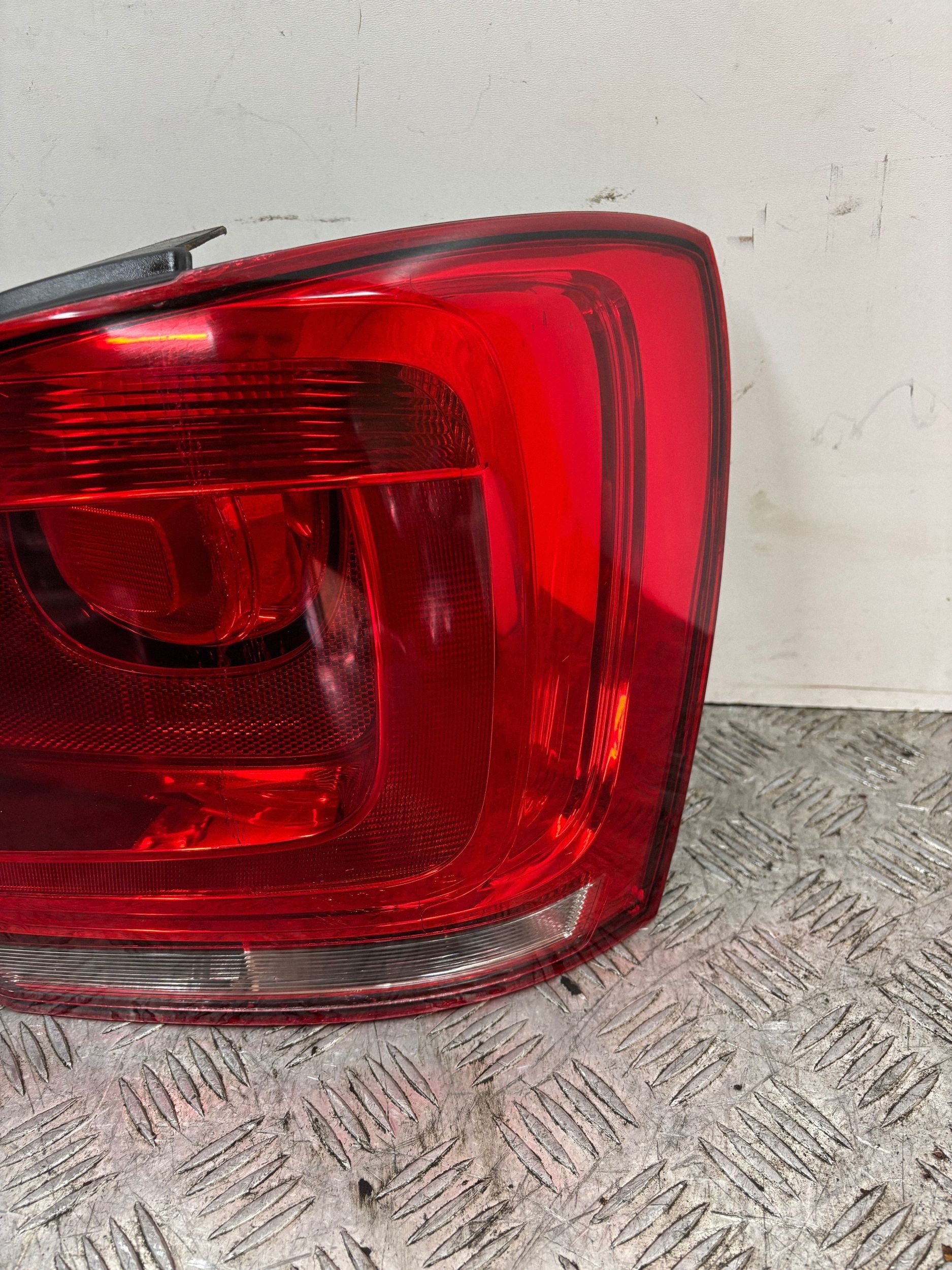 light rear part rear right VW POLO 6R 09