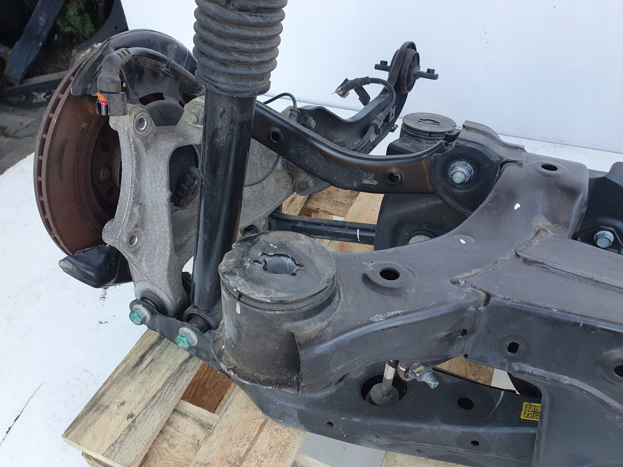 Hyundai Santa Fe IV 2.2 CRDI TYLNE ZAWIESZENIE TYŁ Jakość części (zgodnie z GVO) Q - oryginał z logo producenta części (OEM, OES)