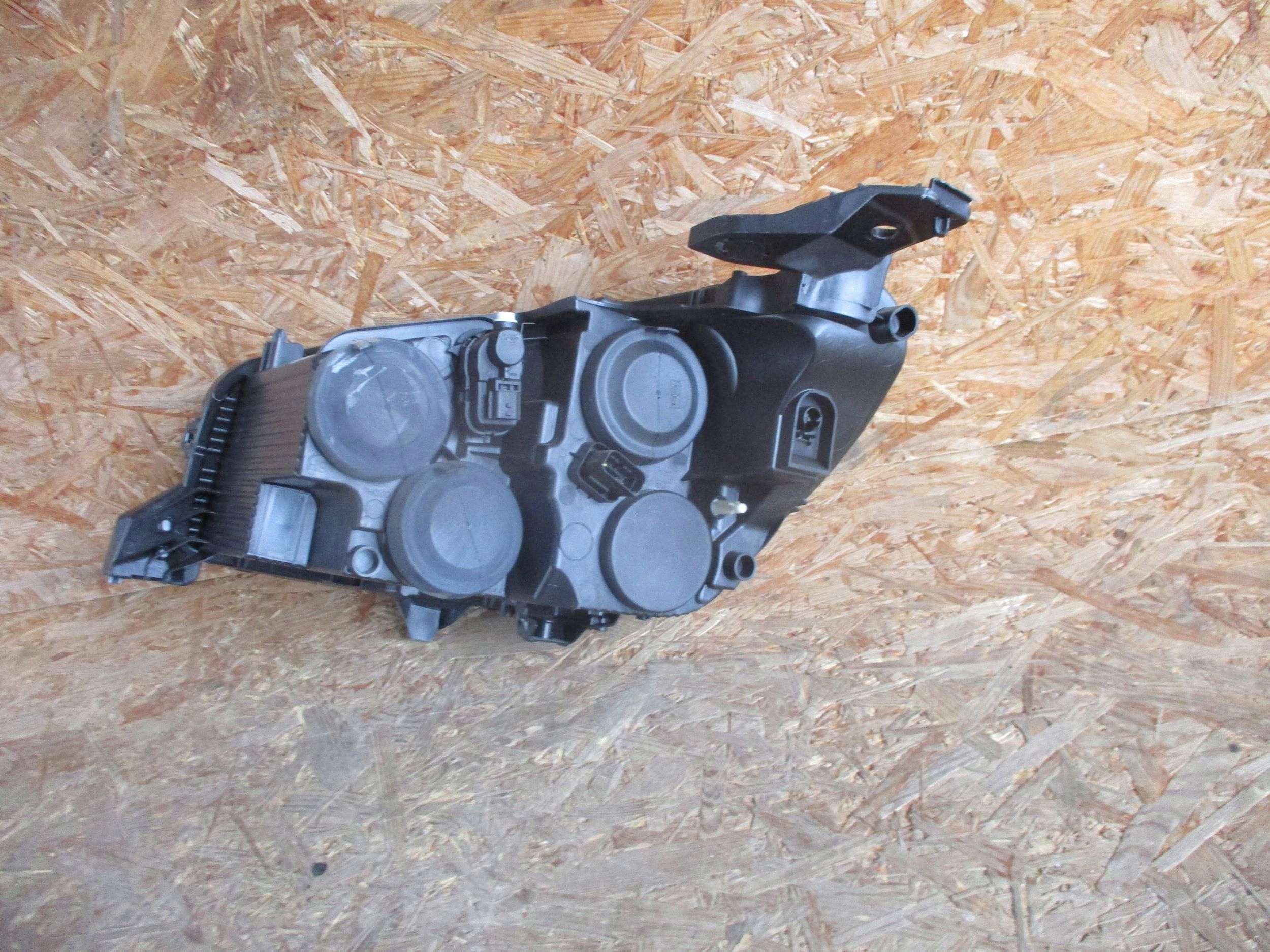 light front front right PEUGEOT 208 II ZWYKLA