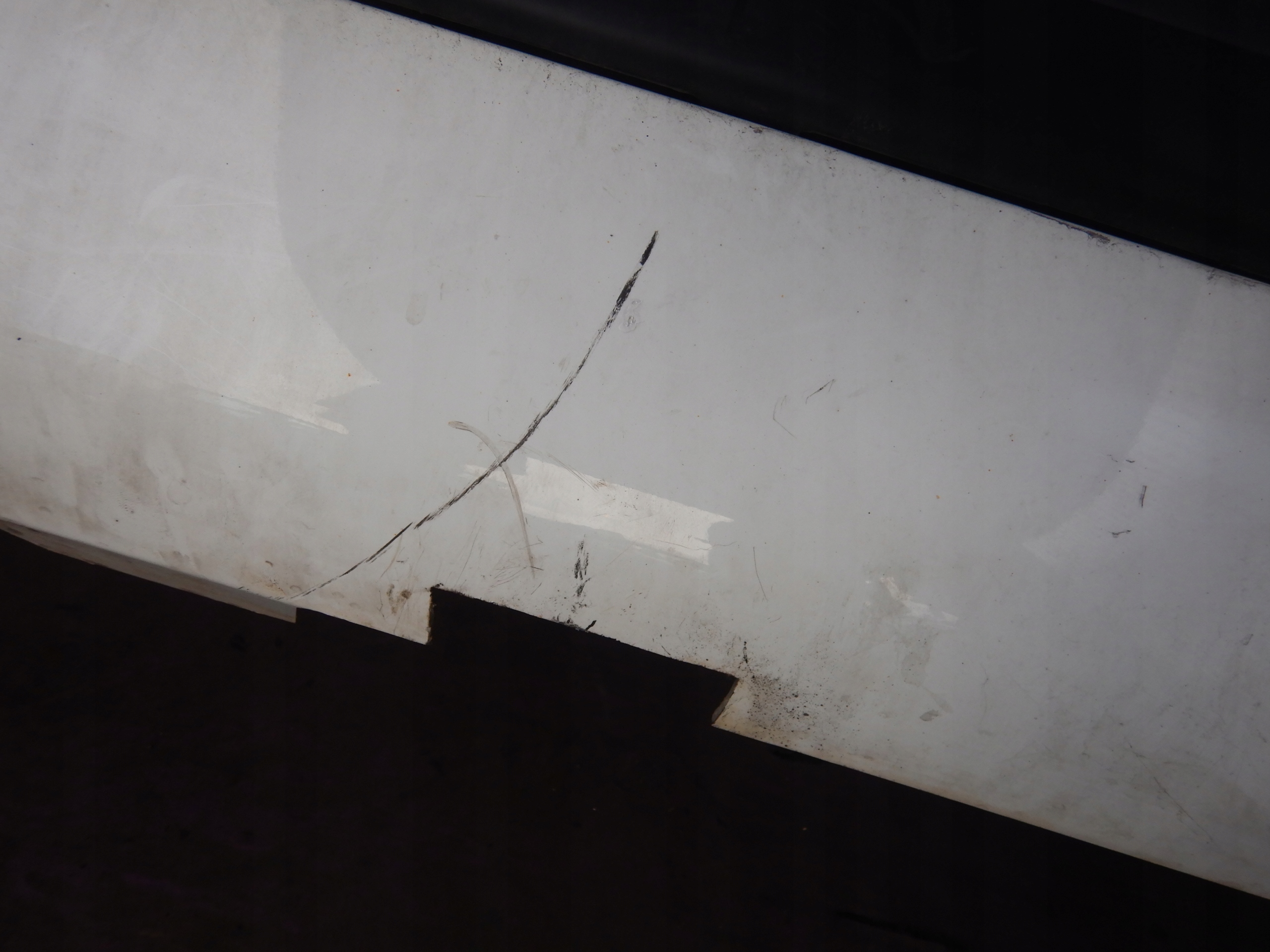 PEUGEOT 206+ 09-13 PLUS ZDERZAK TYŁ TYLNY Strona zabudowy tył