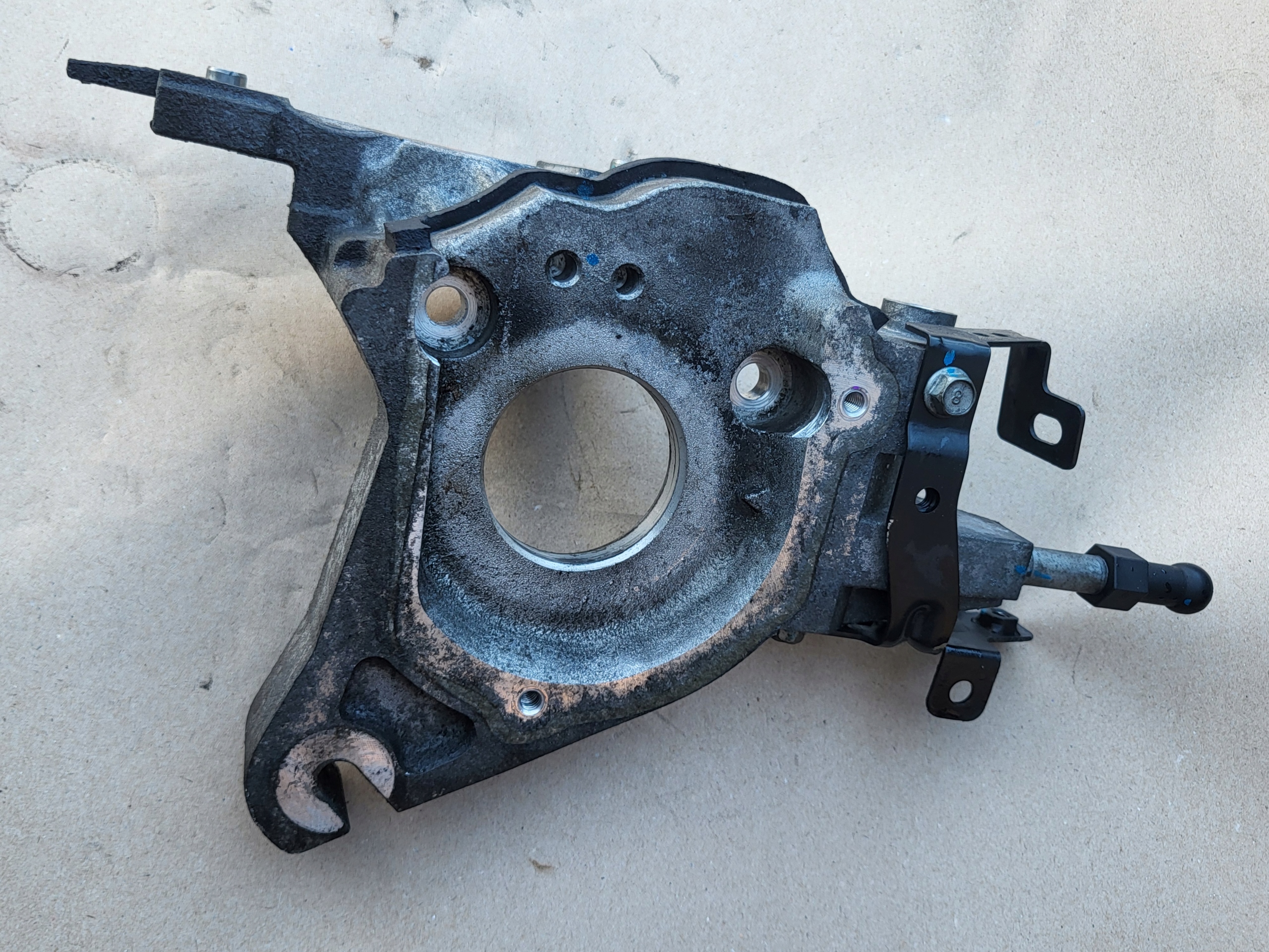 console holder engine mount HYUNDAI TUCSON III 3 KIA SPORTAGE IV OE EU