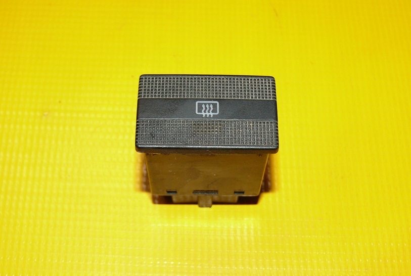 button switch of the heating windows rear part VW TRANSPORTER IV T4 3A0958621G