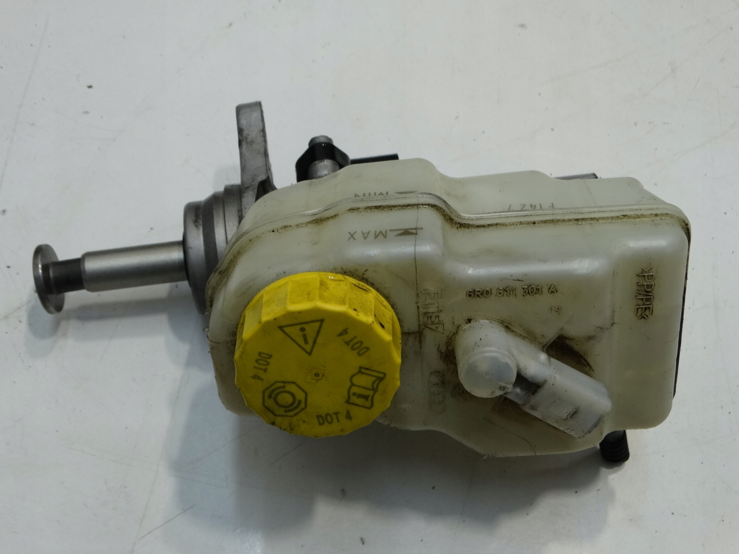 Servofreno serbatoio SKODA FABIA III 6R0611301A