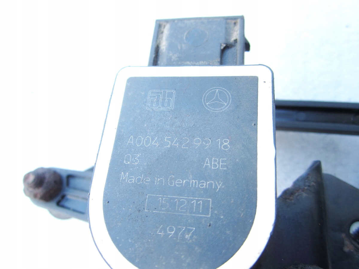 sensor poziomowania front front left Mercedes ML W166
