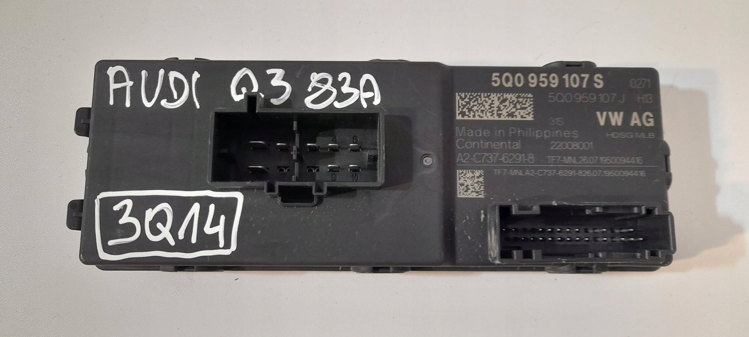 Audi Q3 83A F3 module bonnet boot 5Q0959107S (3Q14)