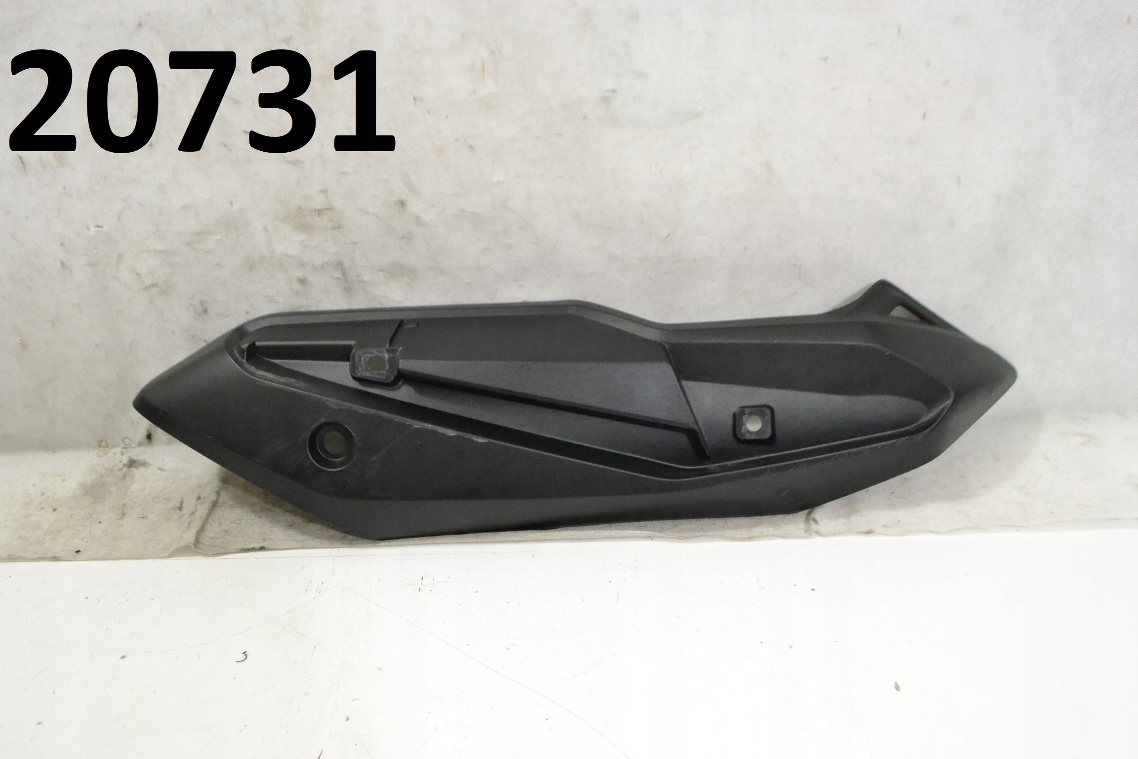 18318-K1B-T000 - крышка глушителя выхлопной трубы Honda Forza NSS 125 250 350