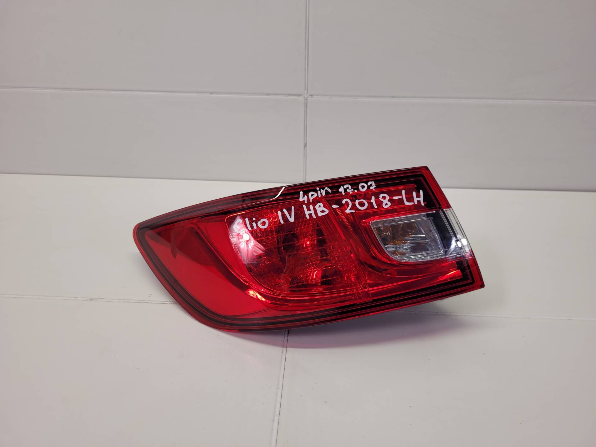 light rear left side Renault Clio 4 facelift 2019 265553021R