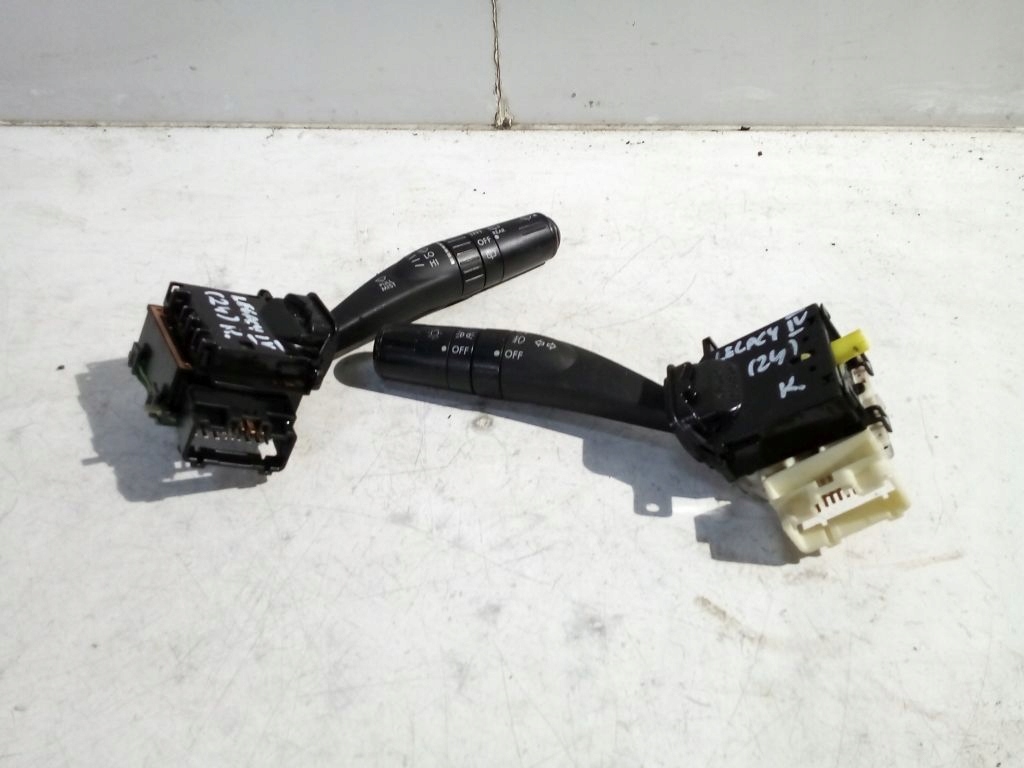 Subaru Legacy IV 4 Commandes Commodo phares