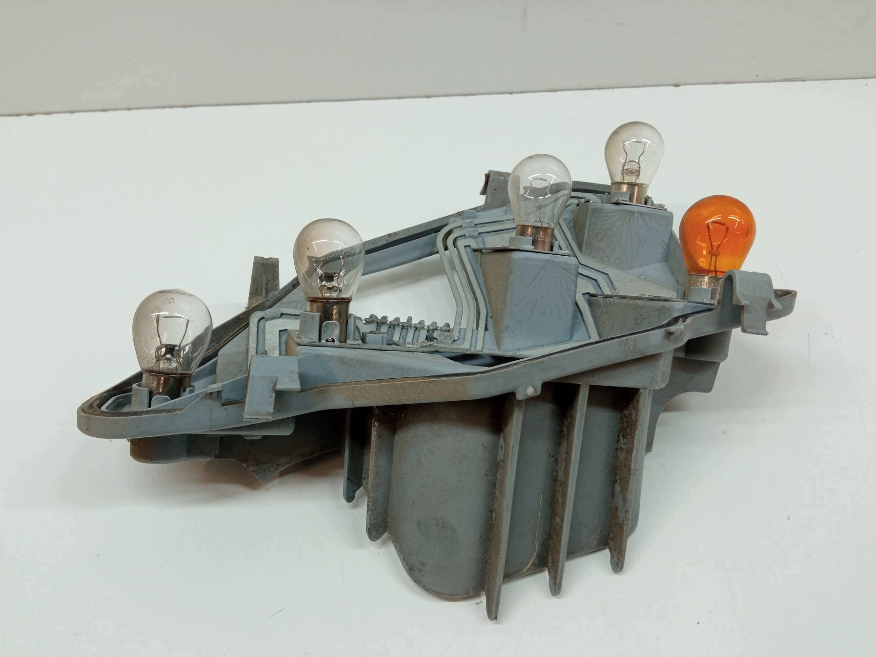 OPRAWKA light housing rear part left Opel Signum and (2003-2008)