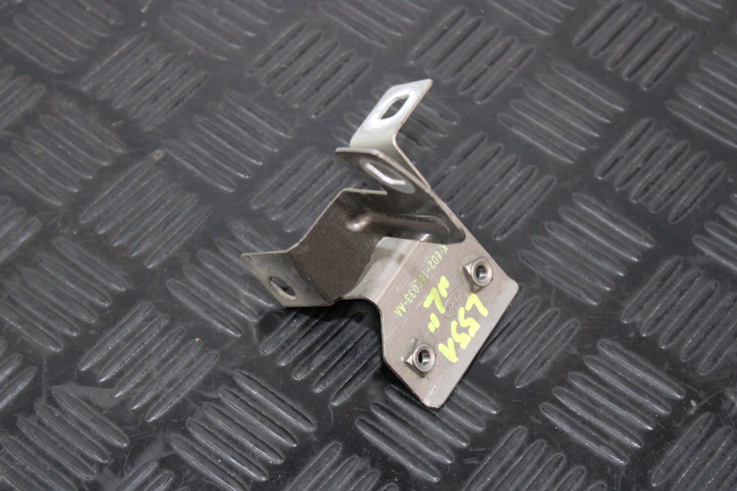 Support plaque Aile Gauche Console K8D2-16E033-AA LAND ROVER EVOQUE II 2 L551