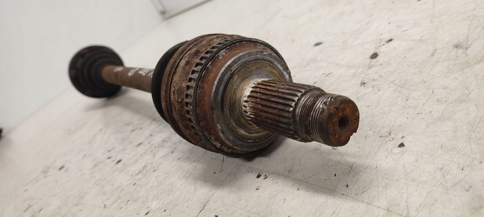 semi-axis rear part rear left BMW E83 X3 2,0D