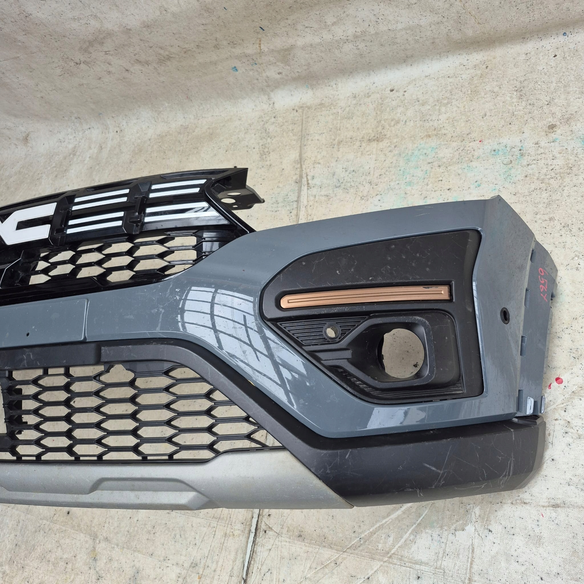 DACIA SANDERO III 3 STEPWAY LIFT bumper front front PDC