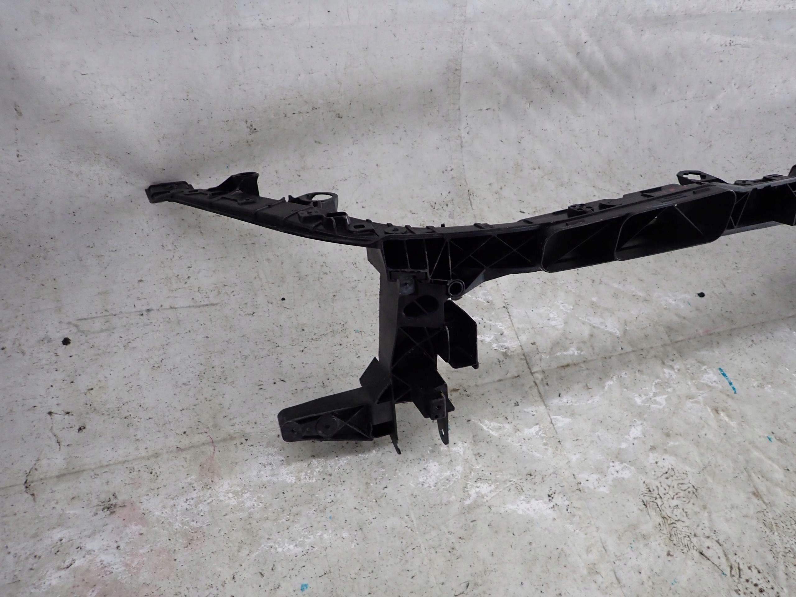 MERCEDES W247 B-KLASA CLA 118 support panel for radiators pillar front