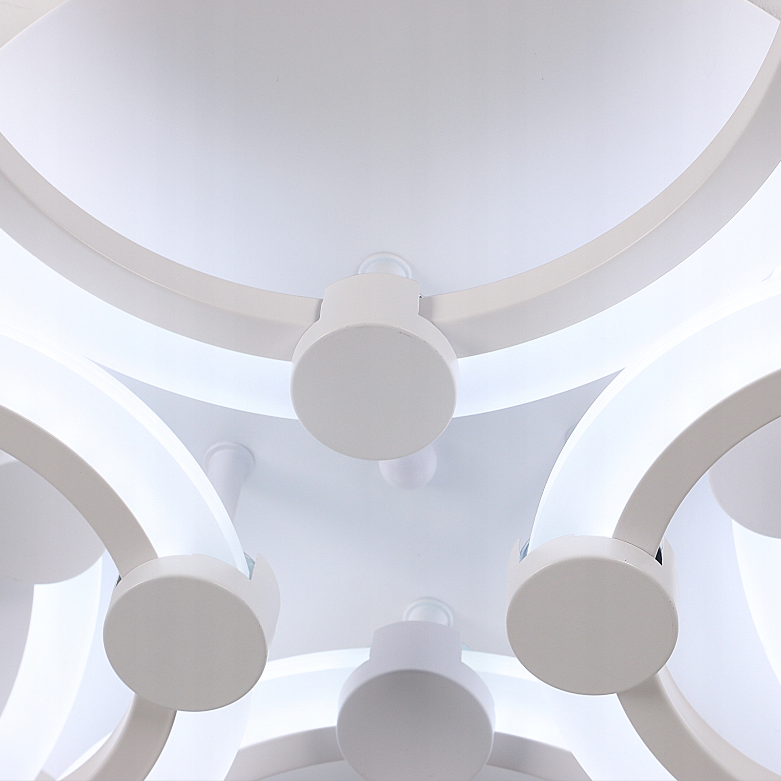 LAMPA SUFITOWA WISZĄCA LED ŻYRANDOL RING NOWOCZESNA 72W 6000K DO SALONU Liczba punktów światła 6