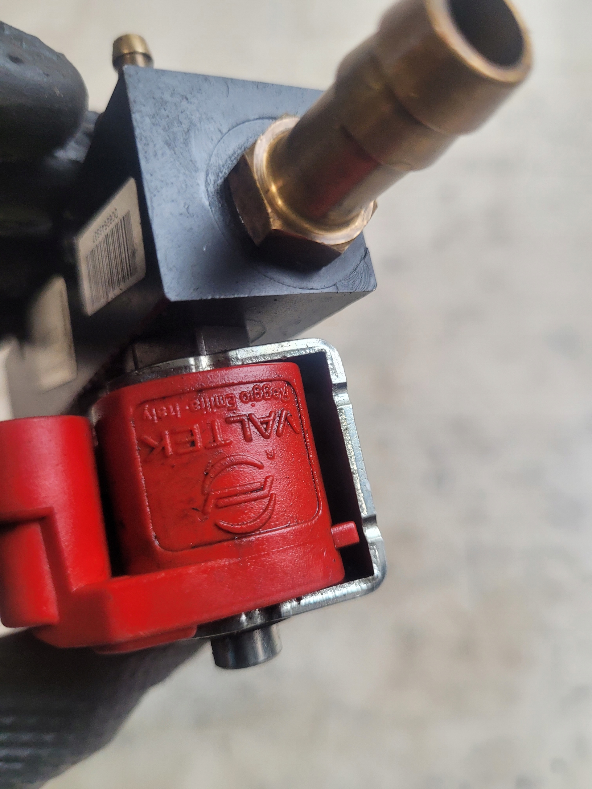 Rampe injection LPG VALTEK 67R010104 110R000040 3CYL