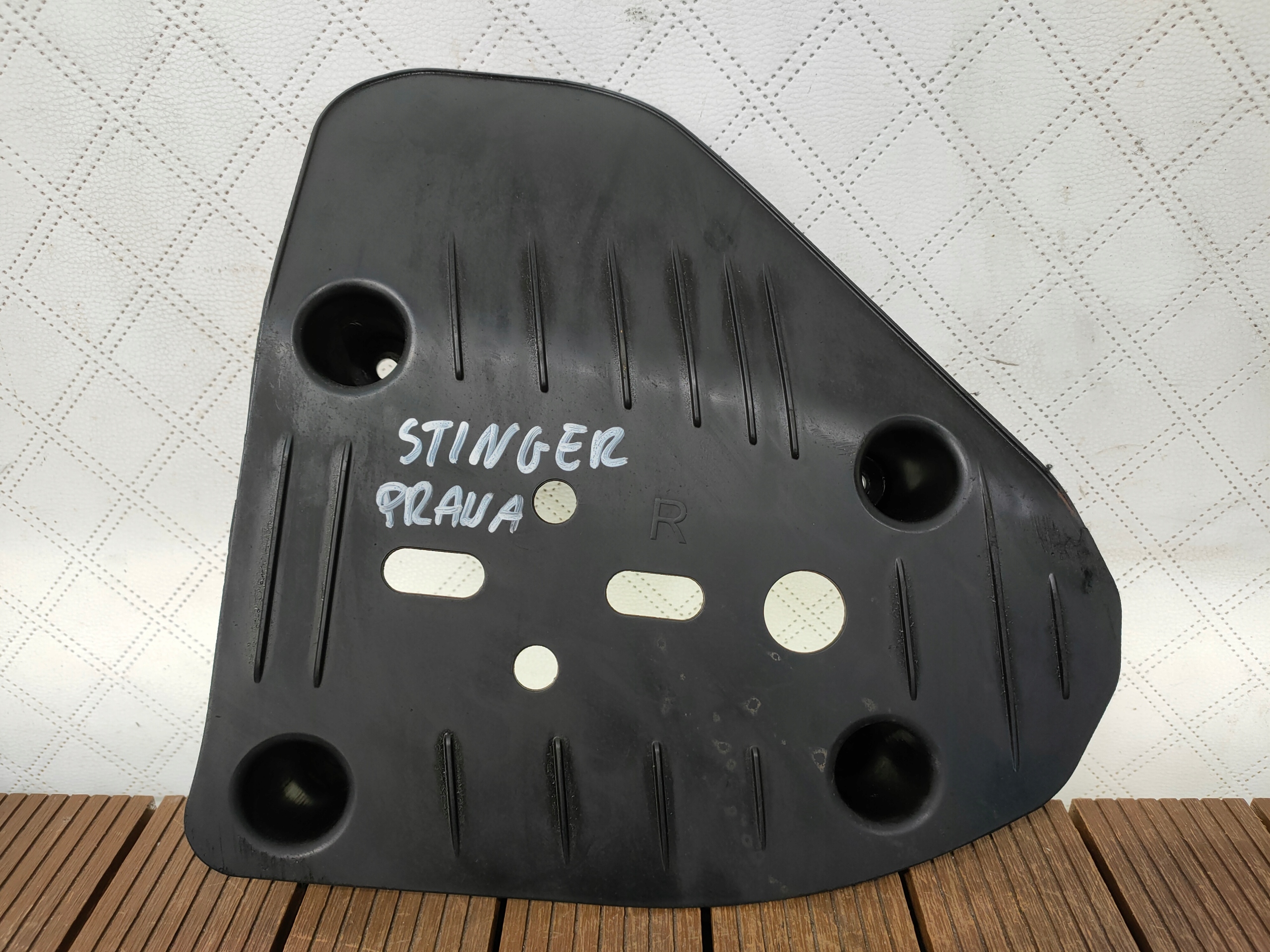 KIA STINGER 17-21 cover side chassis right 55231-J5000 OE