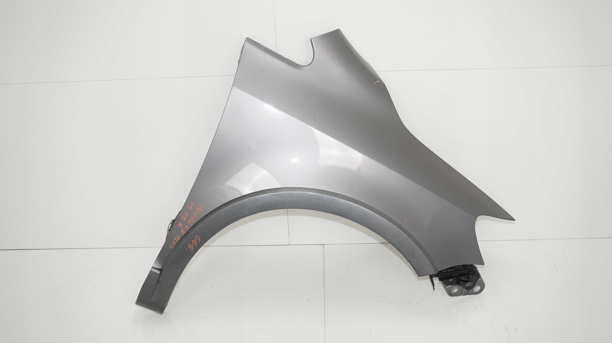 BŁOTNIK PRAWY PRZÓD VW GOLF V PLUS CROSS 05-08R LA7T