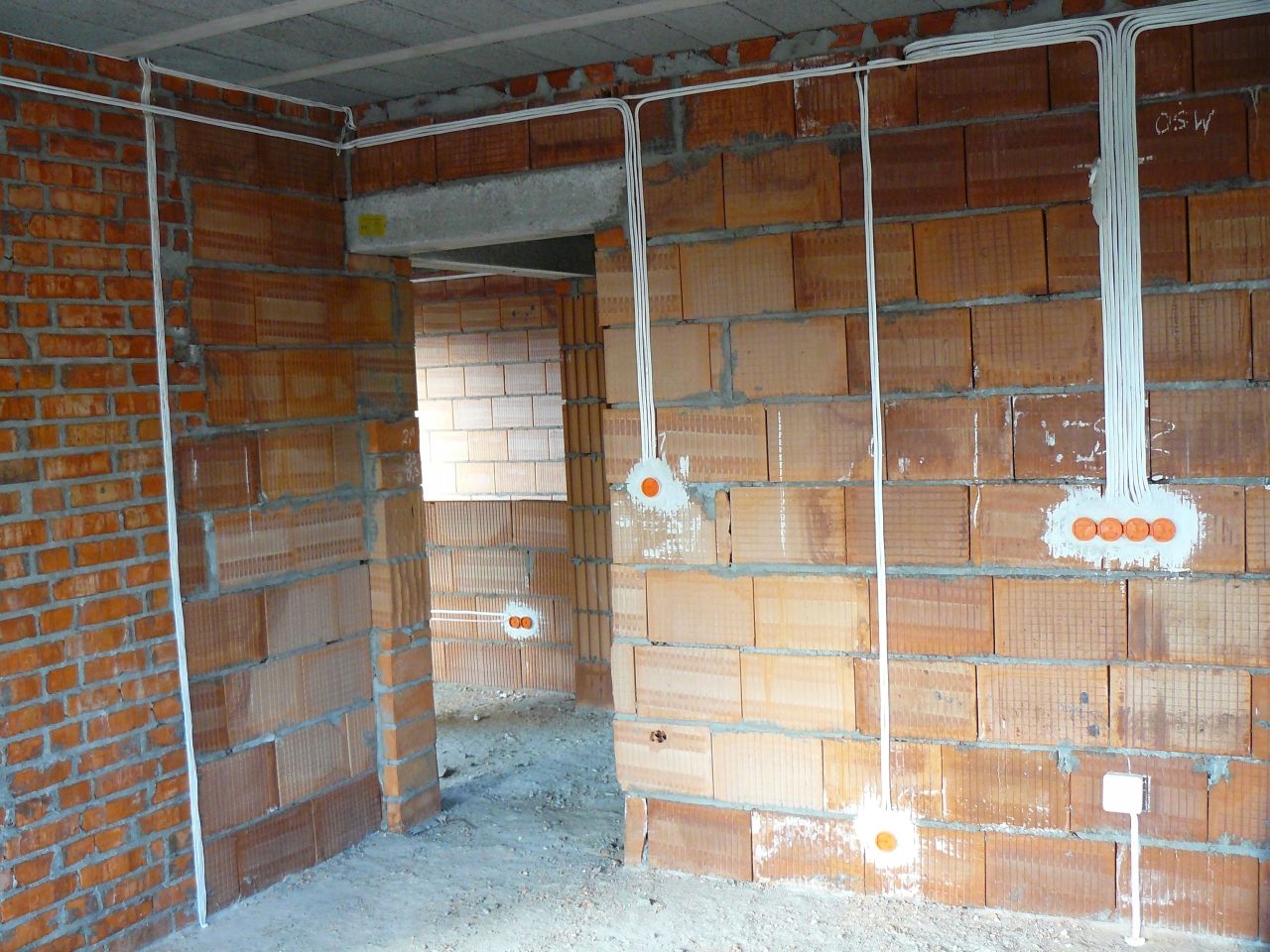 Puszka elektryczna podtynkowa PK60 LUX - 110szt Marka Pawbol