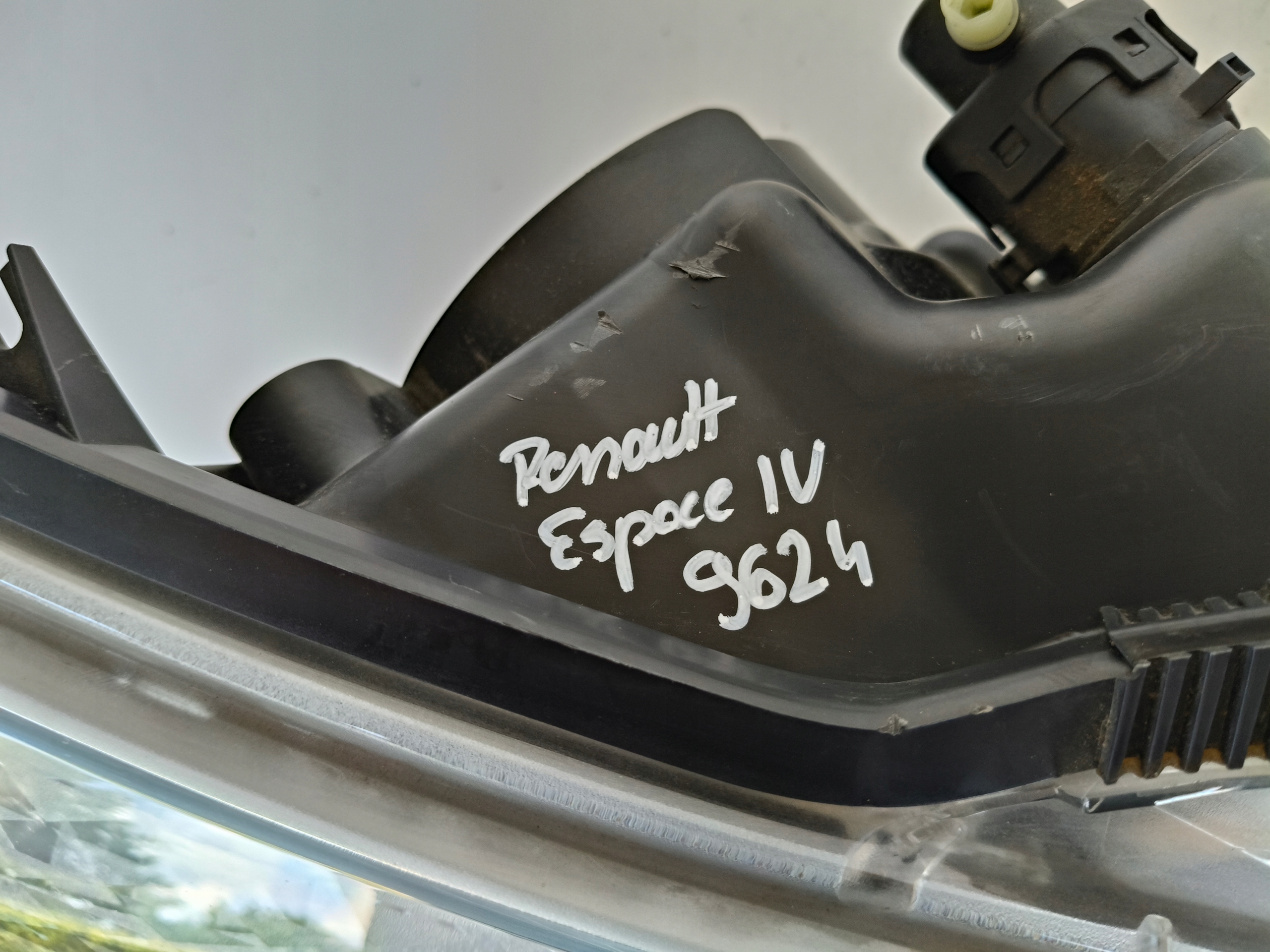 light right REFLEKTOR RENAULT ESPACE IV