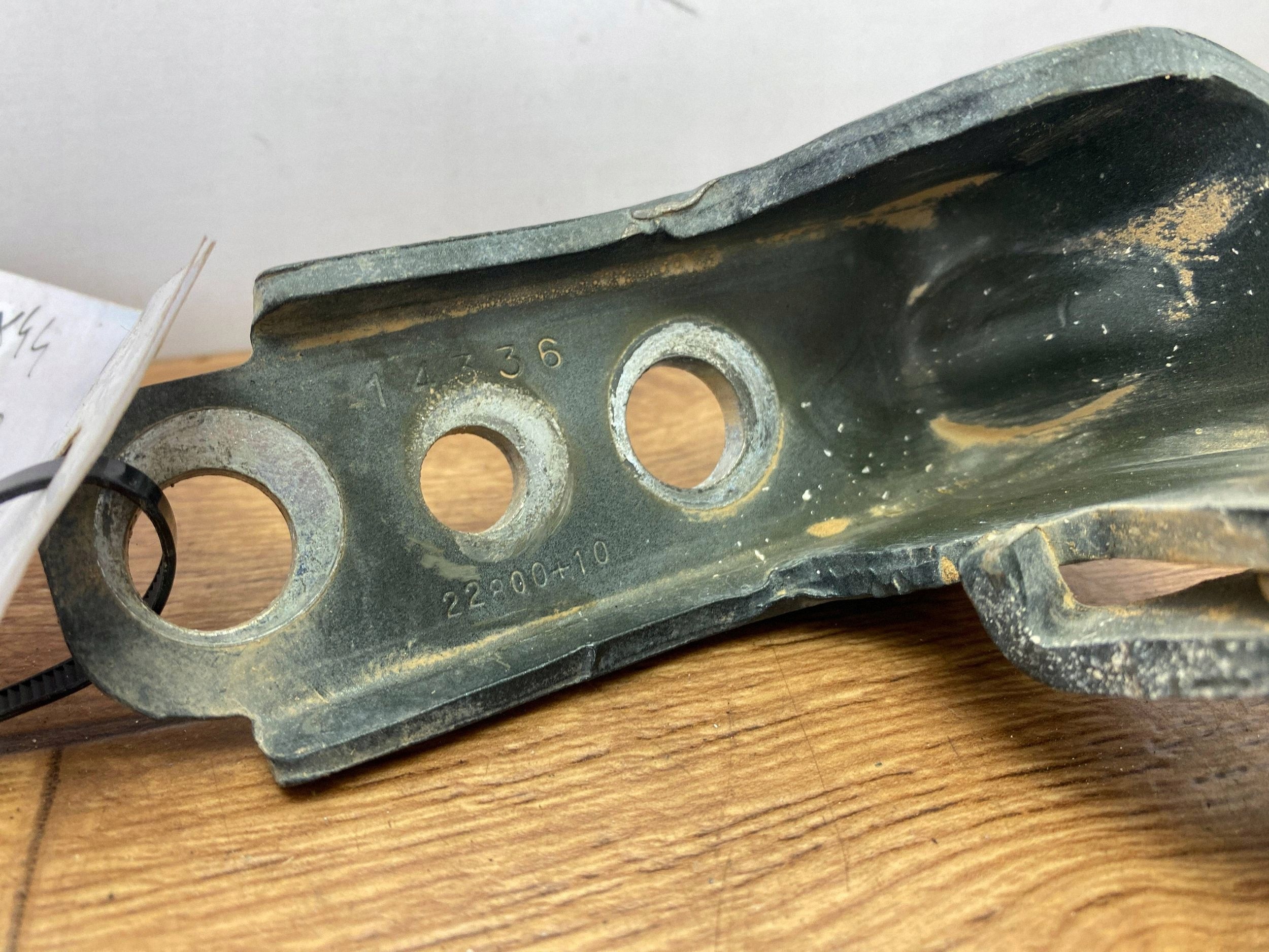 hinges door przednich right Ford Mustang VI 2015+
